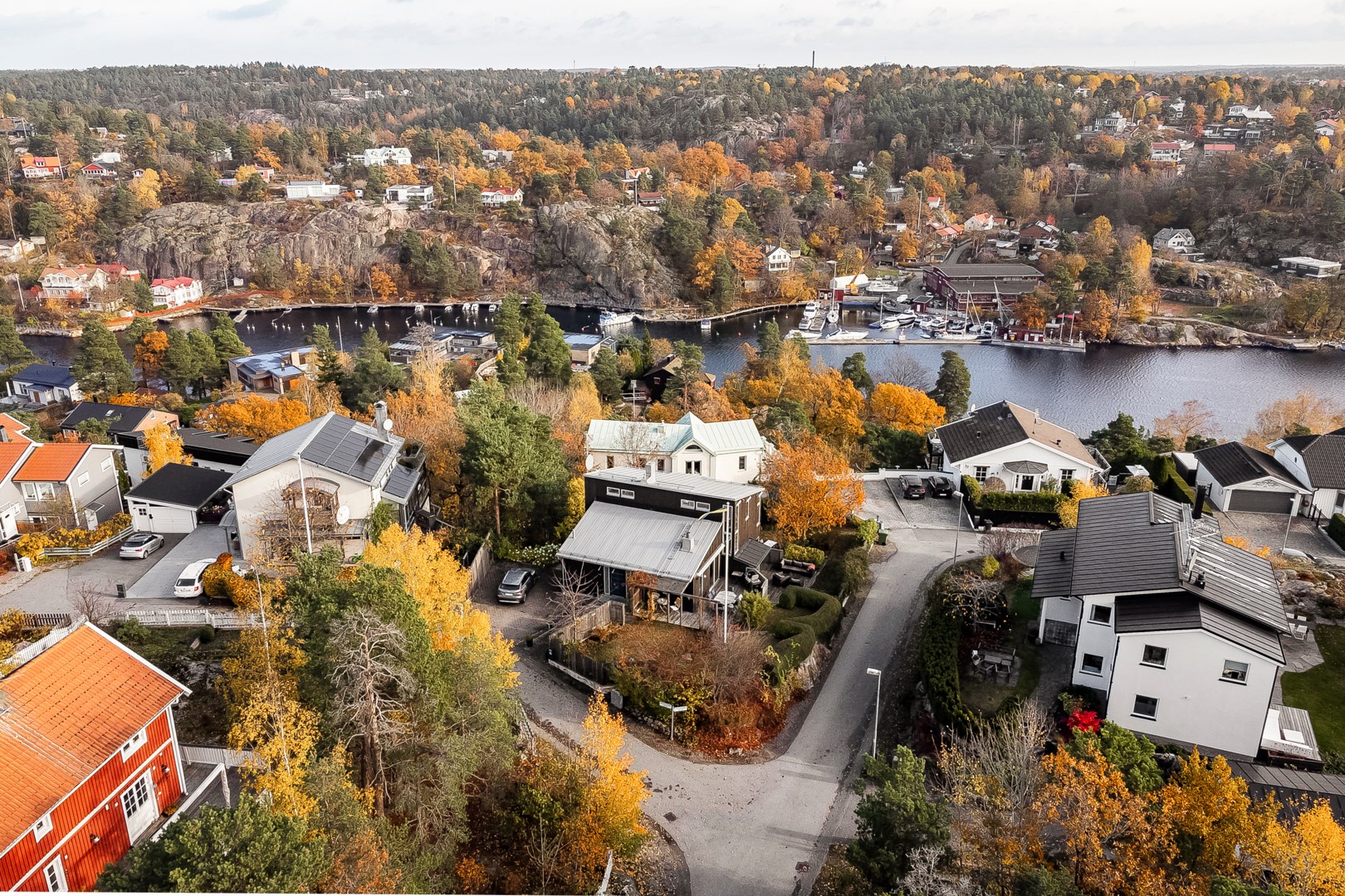 Bostadsbild från Manhemsvägen 33, Såld i Skuru, Nacka