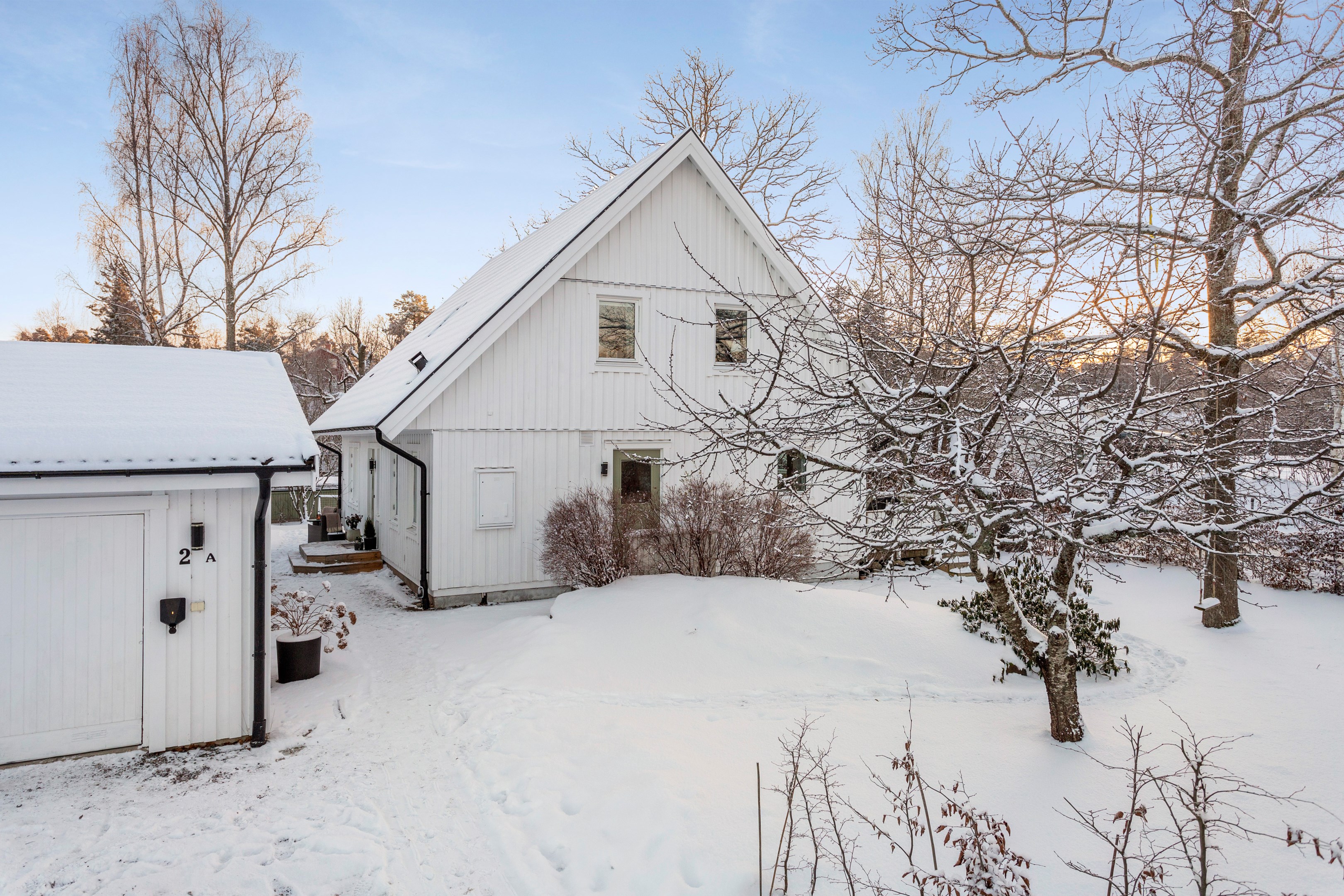 Bostadsbild från Blåmesvägen 25, Såld i Lännersta, Nacka