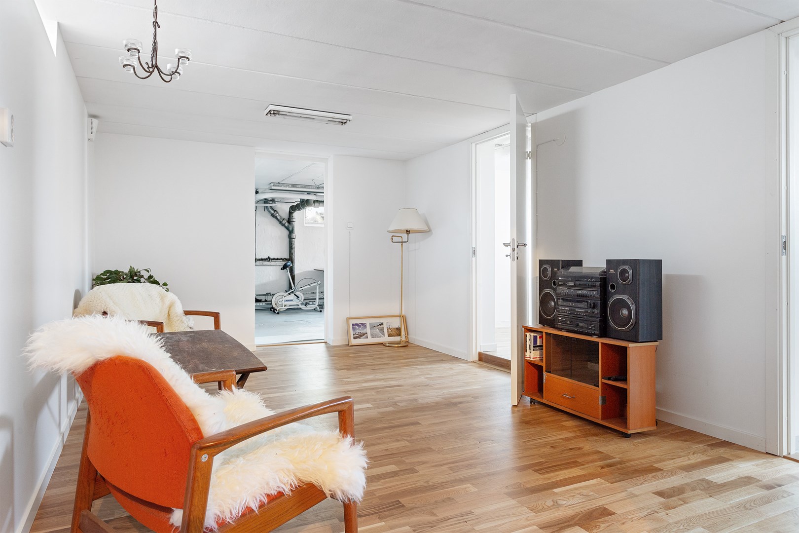 Bostadsbild från Lövdalsvägen 54, Såld i Björknäs, Nacka