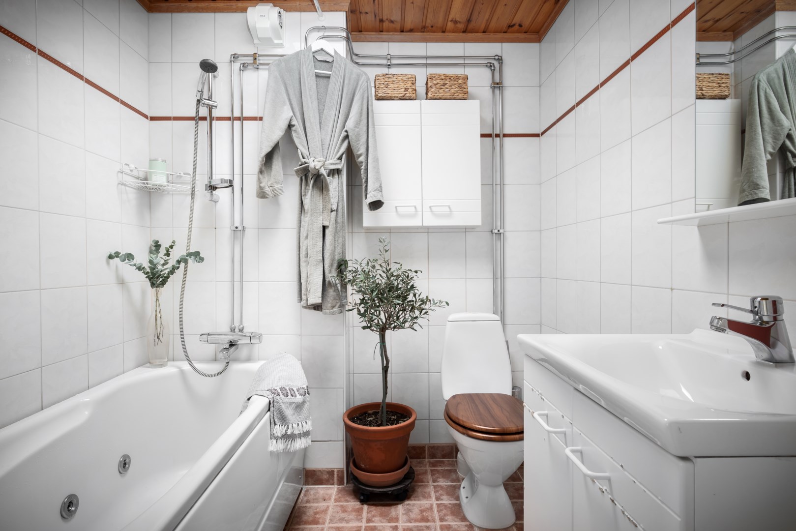 Bostadsbild från Möjavägen 36, Såld i Krokhöjden, Nacka