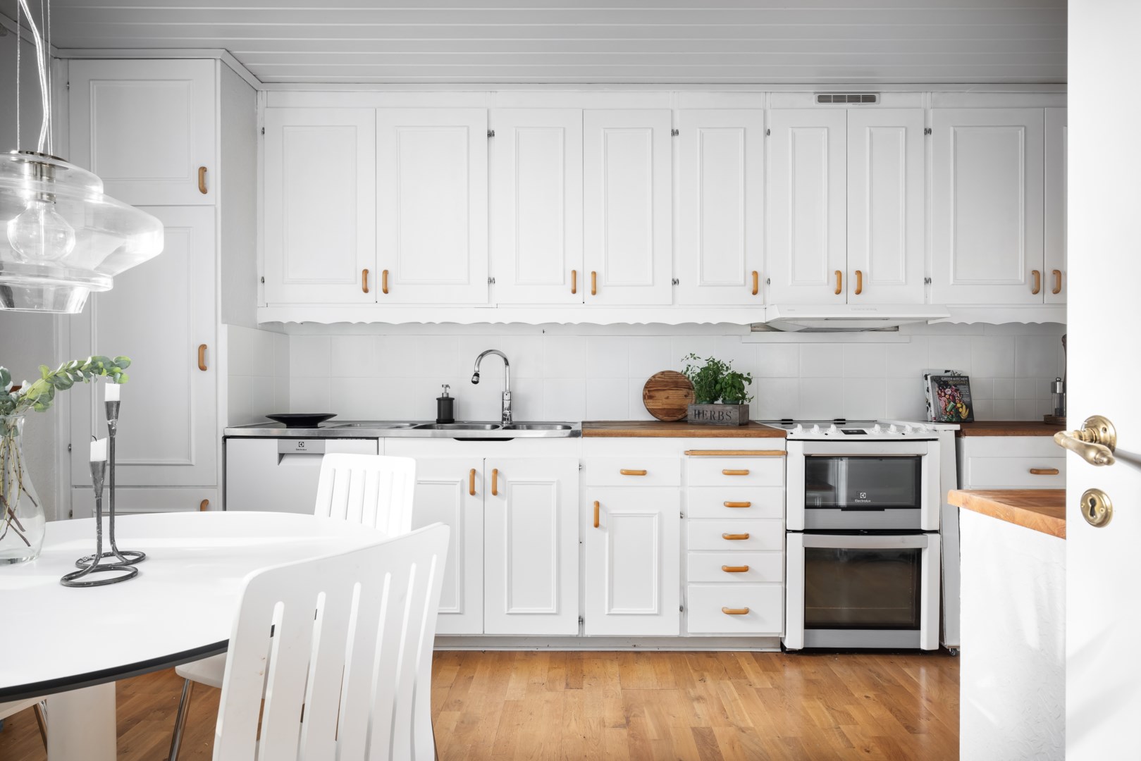 Bostadsbild från Möjavägen 36, Såld i Krokhöjden, Nacka