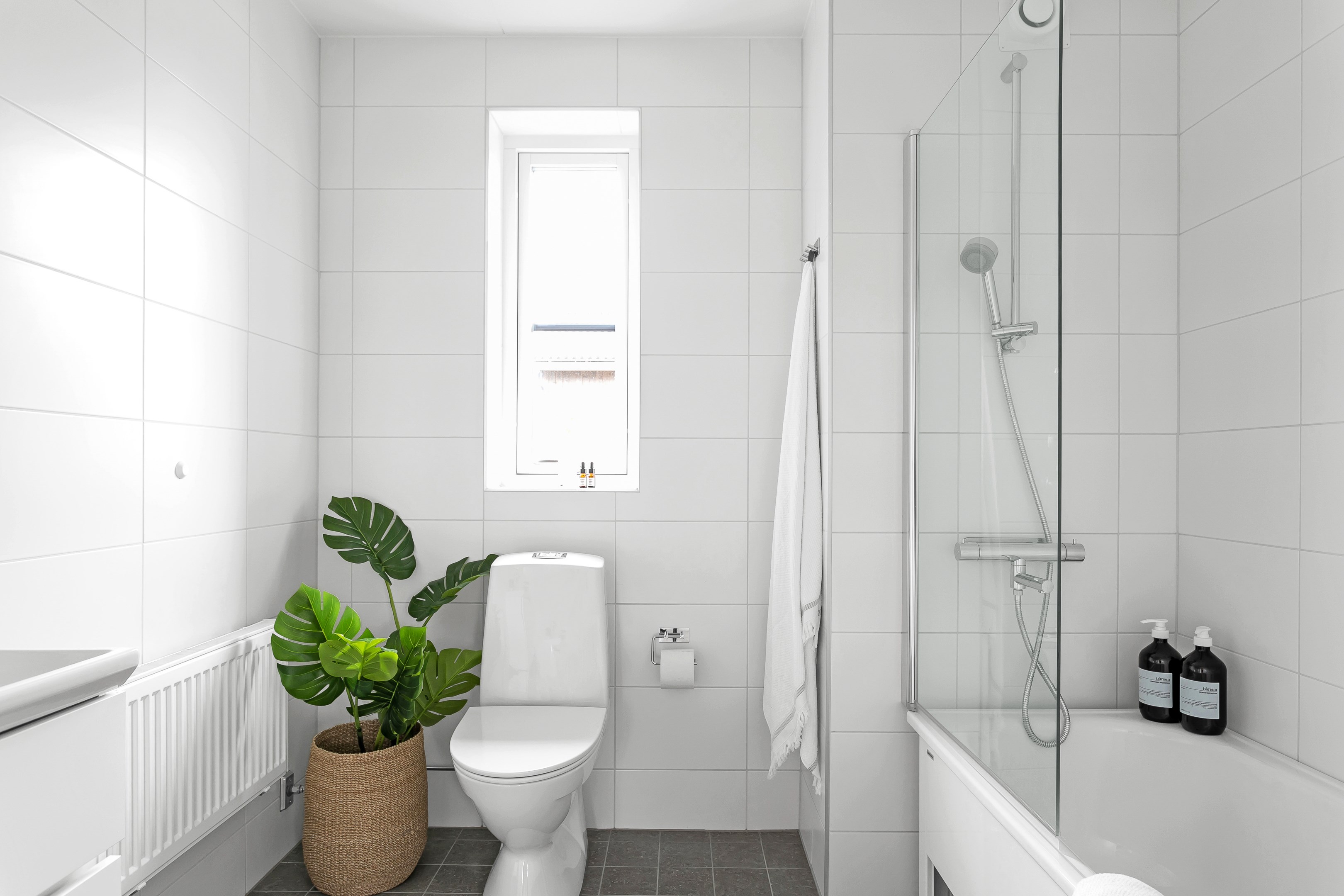 Bostadsbild från Häggrotsvägen 8, Såld i Skölsta, Uppsala