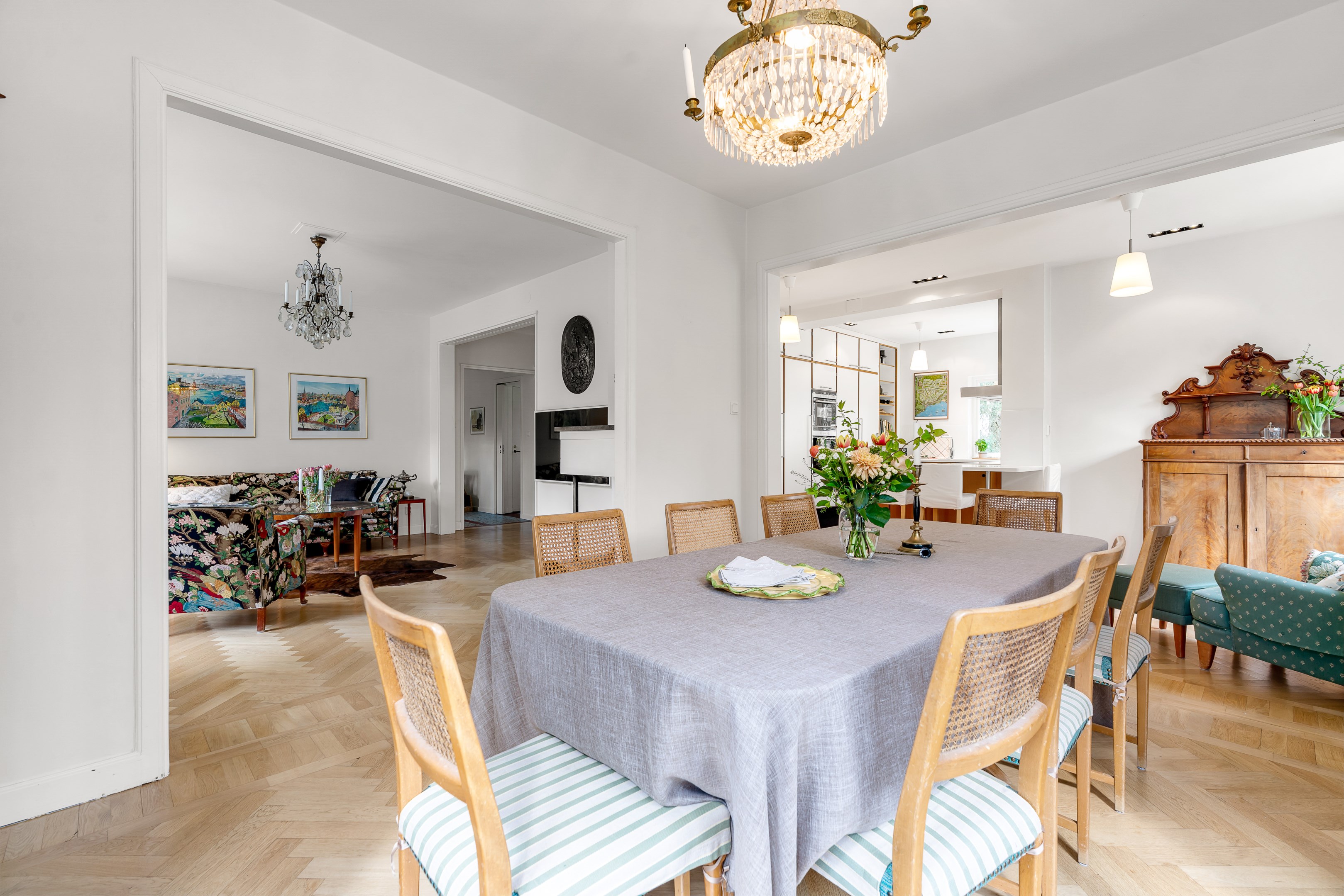 Bostadsbild från Carl Larssons väg 20, Till salu i Bromma - Södra Ängby, Stockholm