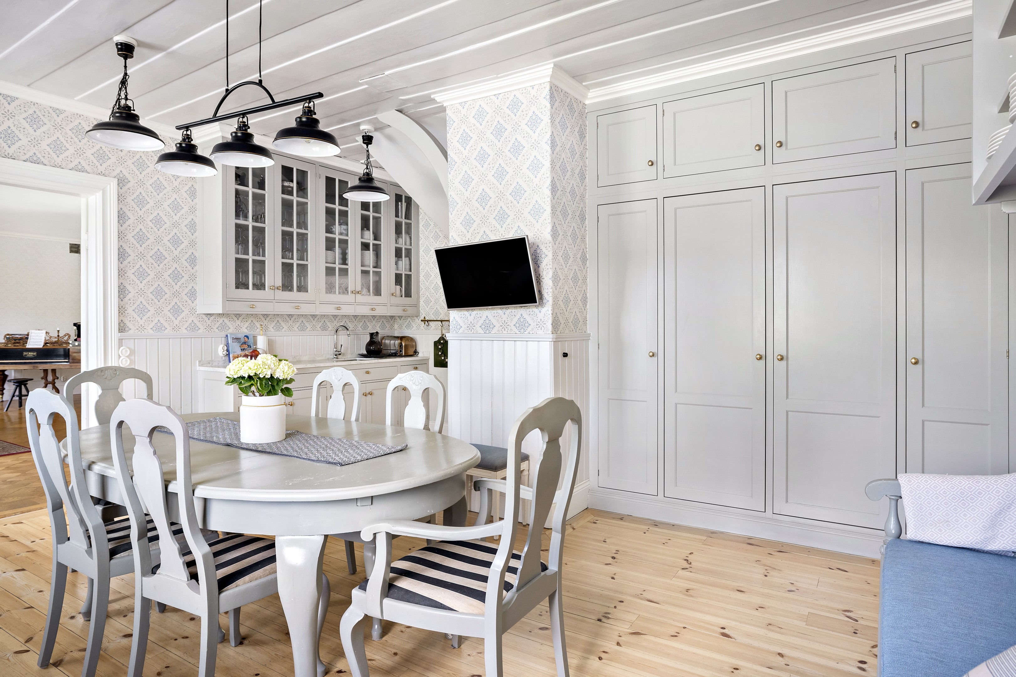 Bostadsbild från Harg Prästgården 212, Såld i Harg, Östhammar