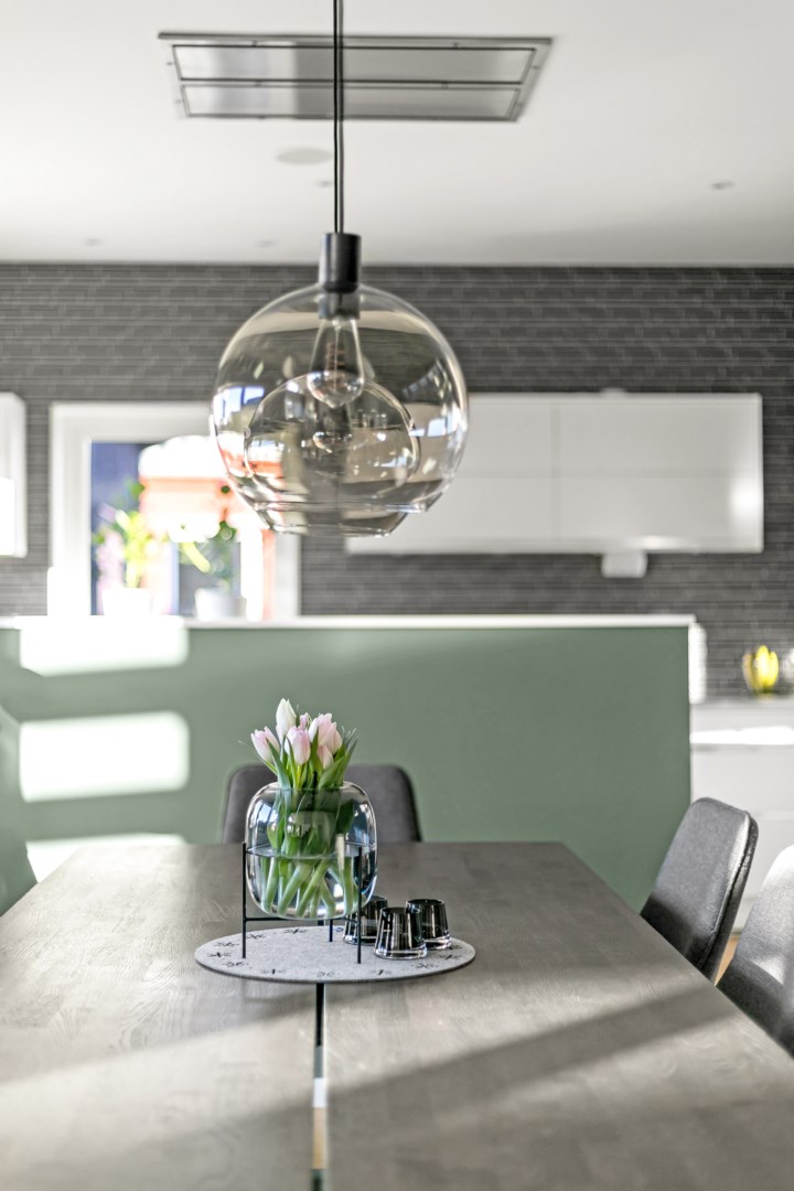 Bostadsbild från Elgbolstavägen 10, Såld i Danmark, Uppsala