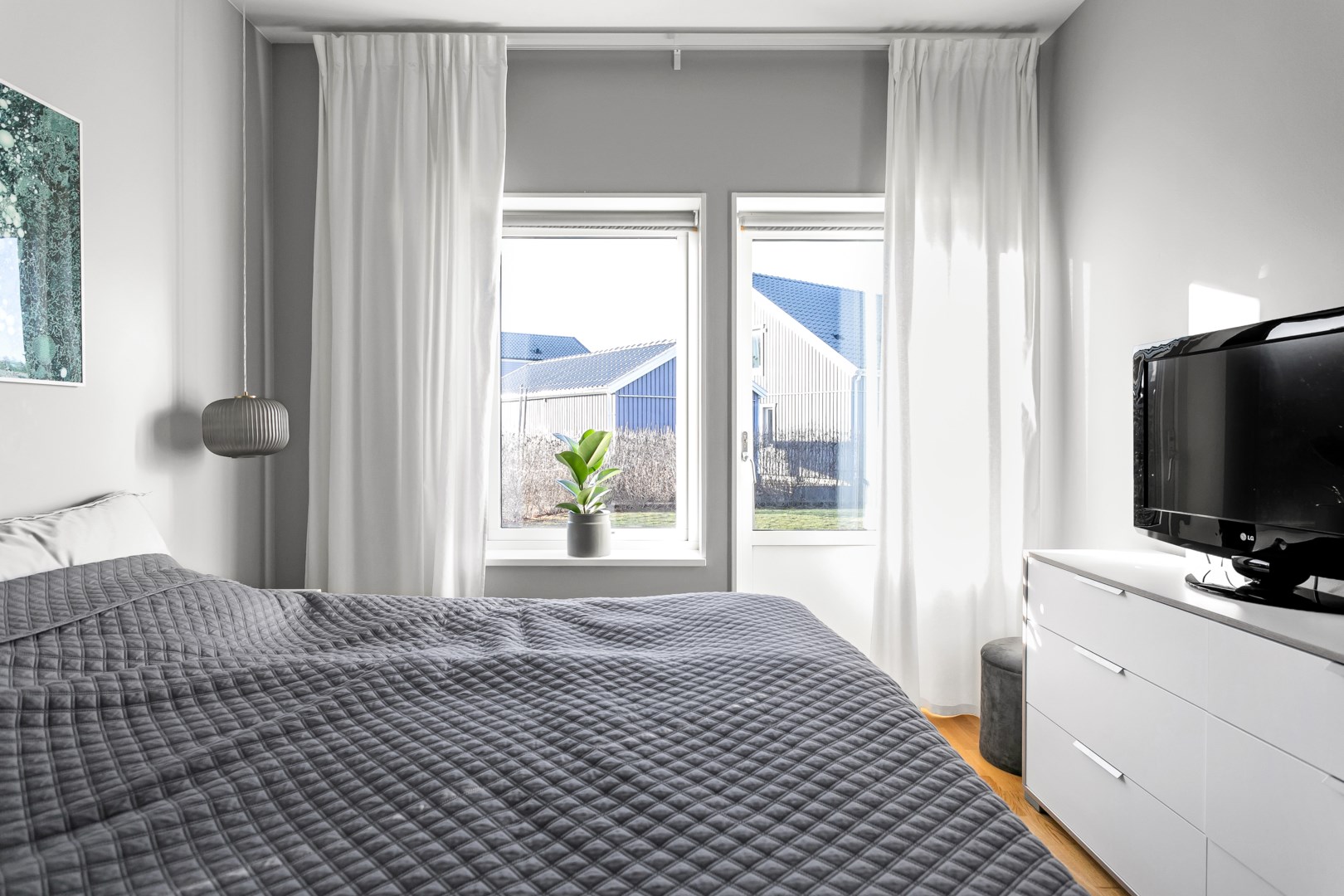 Bostadsbild från Elgbolstavägen 10, Såld i Danmark, Uppsala