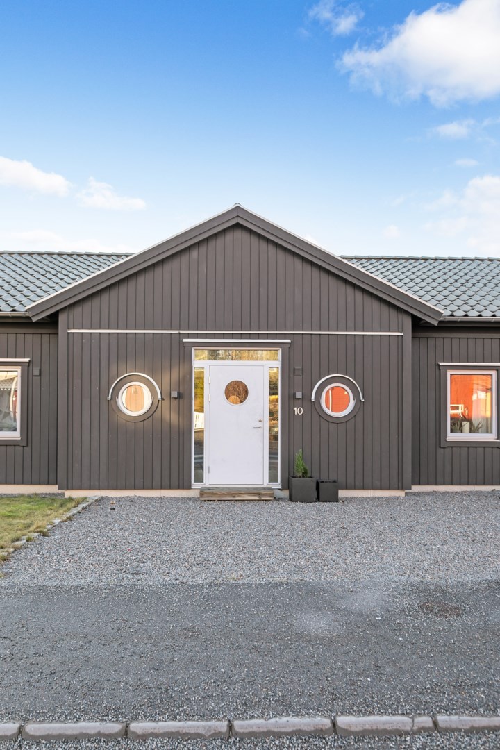 Bostadsbild från Elgbolstavägen 10, Såld i Danmark, Uppsala