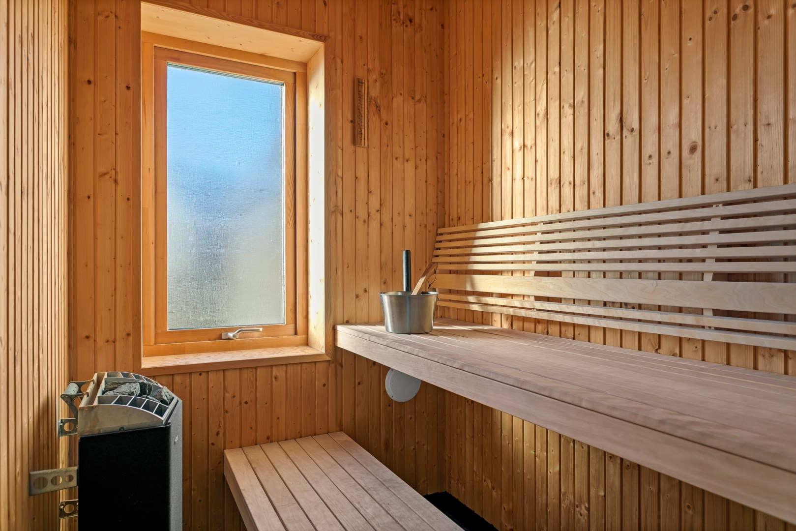 Bostadsbild från Elgbolstavägen 10, Såld i Danmark, Uppsala