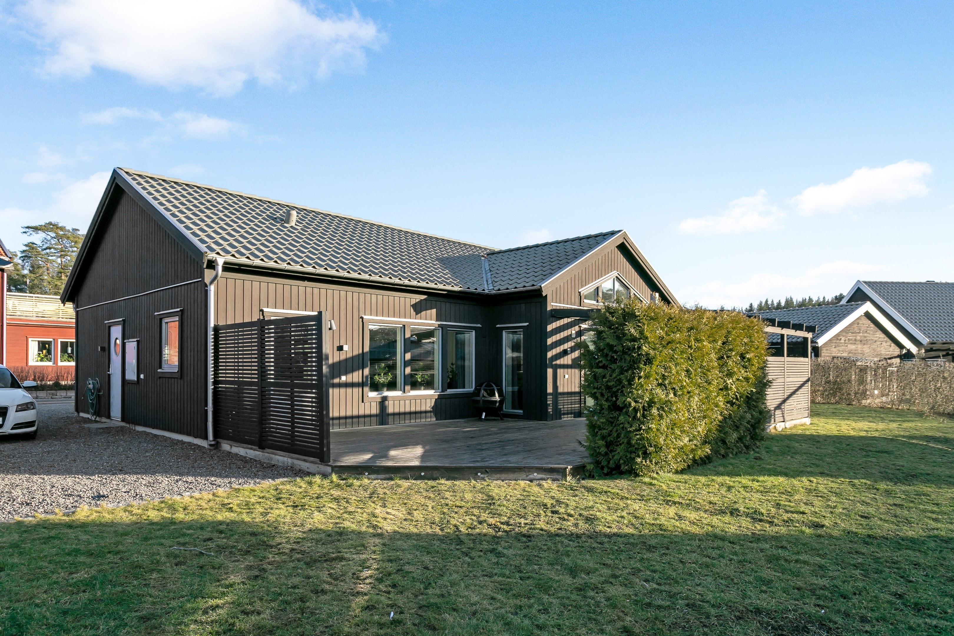 Bostadsbild från Elgbolstavägen 10, Såld i Danmark, Uppsala