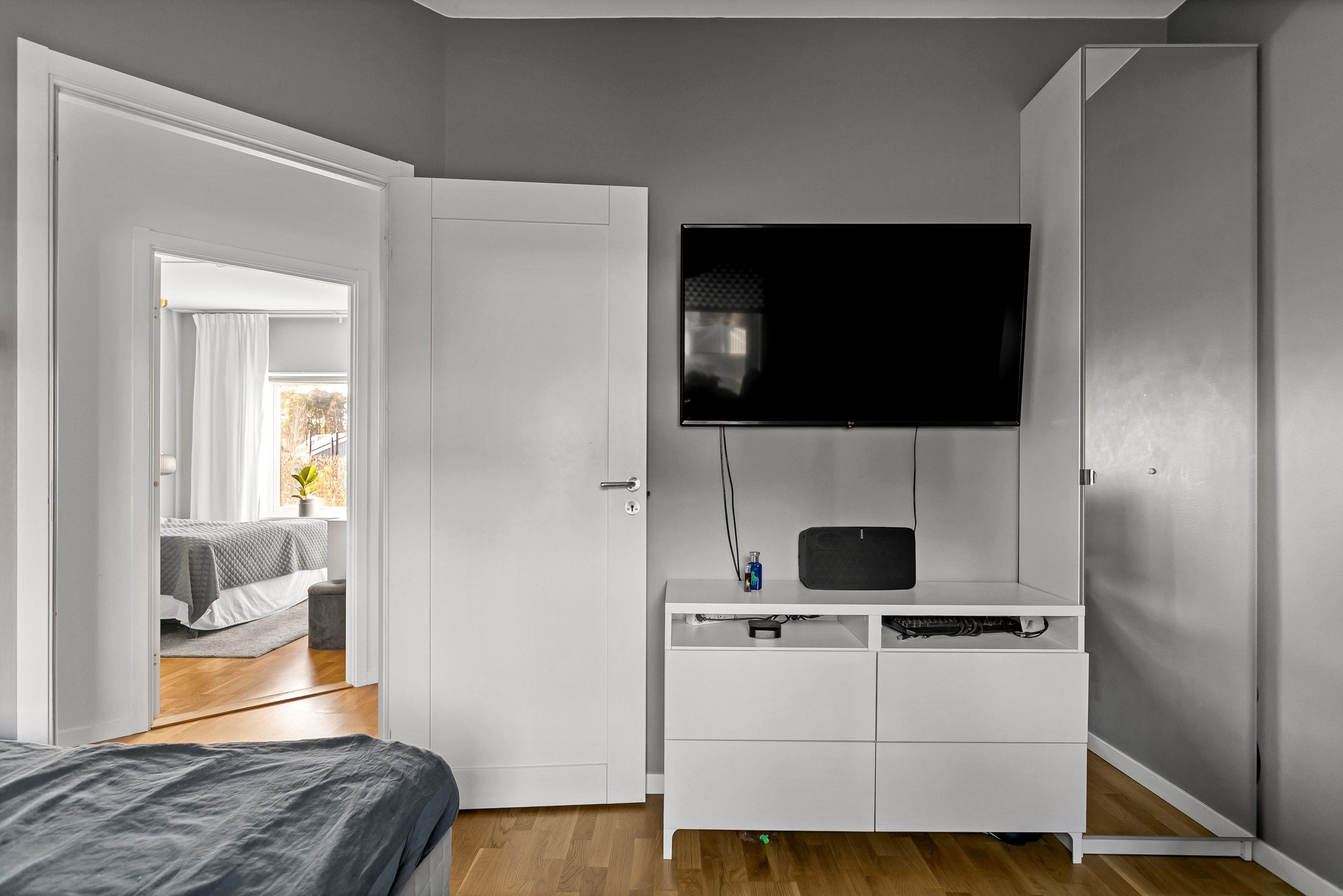 Bostadsbild från Elgbolstavägen 10, Såld i Danmark, Uppsala