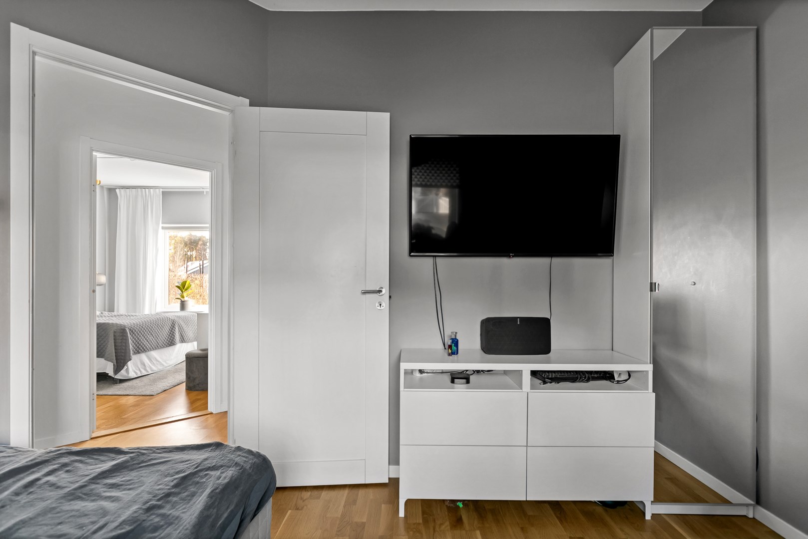 Bostadsbild från Elgbolstavägen 10, Såld i Danmark, Uppsala