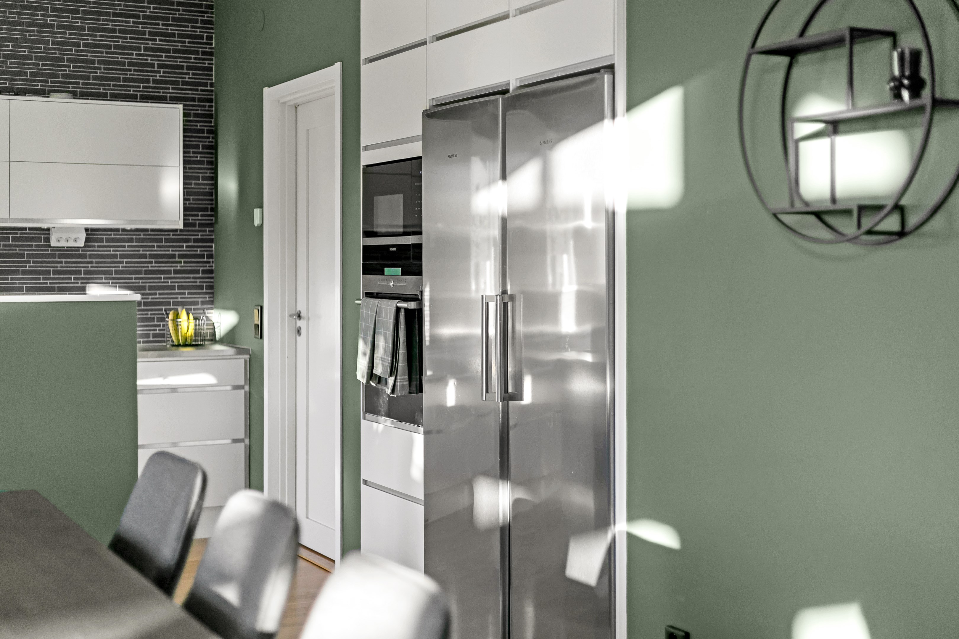 Bostadsbild från Elgbolstavägen 10, Såld i Danmark, Uppsala