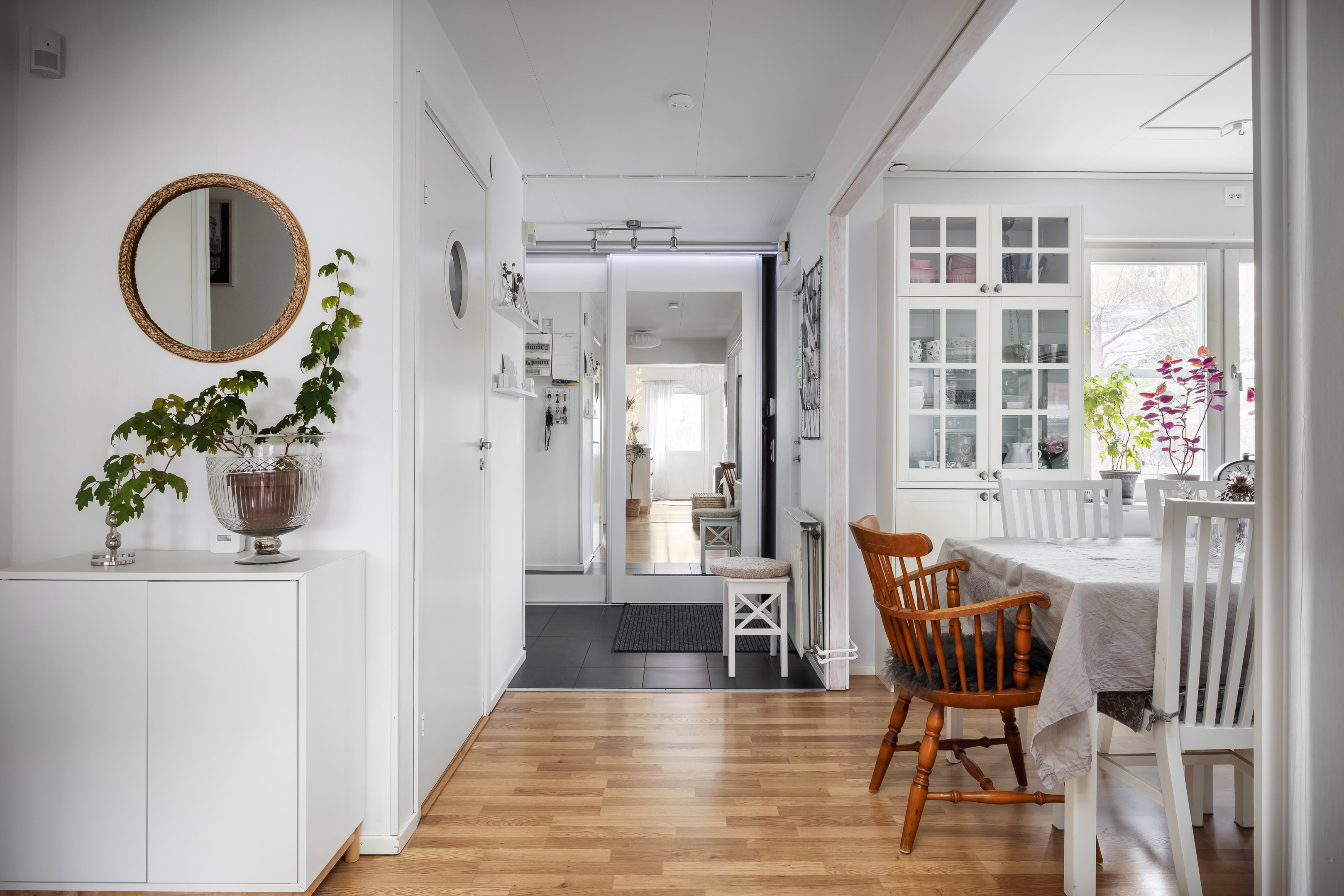 Bostadsbild från Kapellvägen 24, Såld i Östra Ekedal, Värmdö