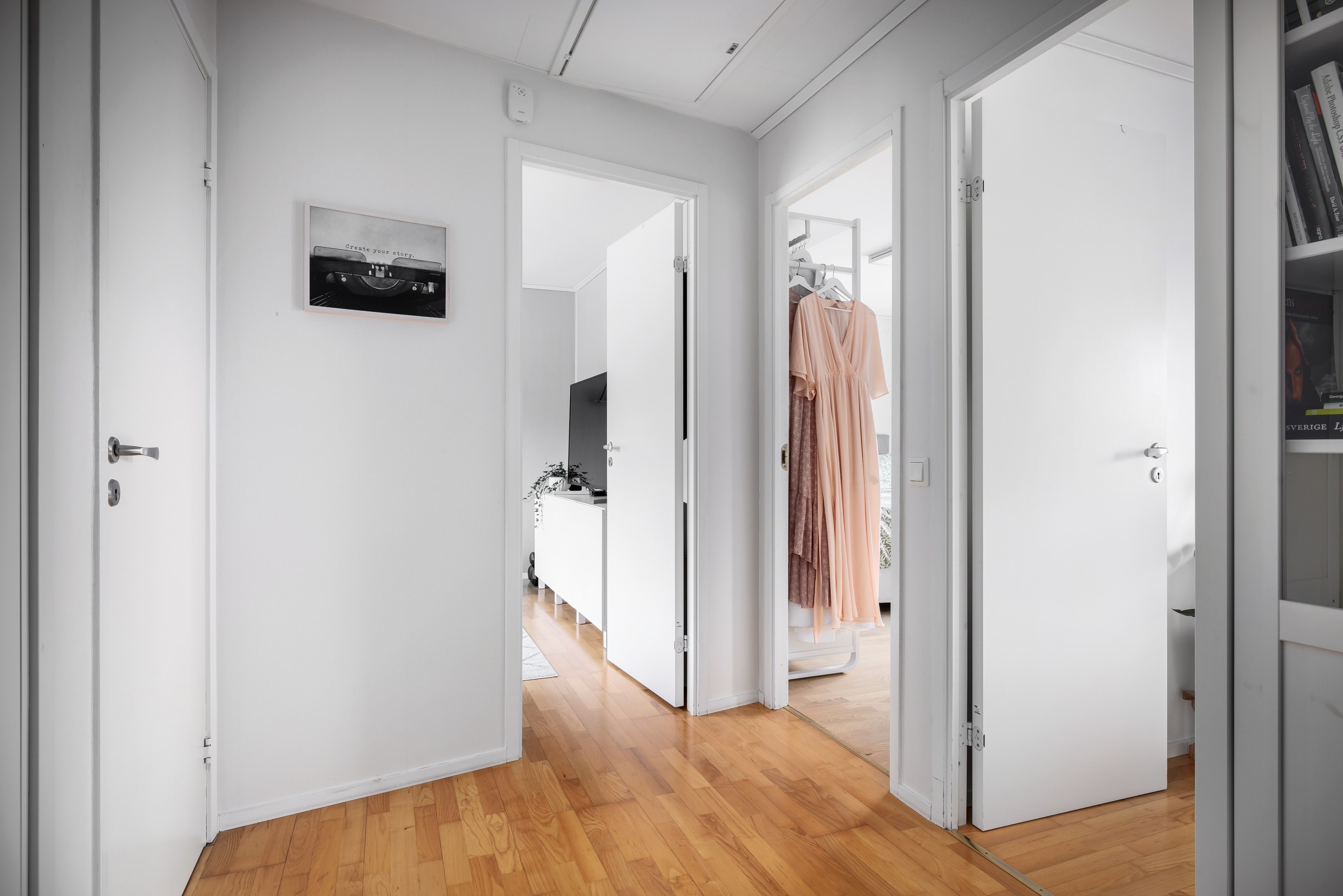 Bostadsbild från Kapellvägen 24, Såld i Östra Ekedal, Värmdö