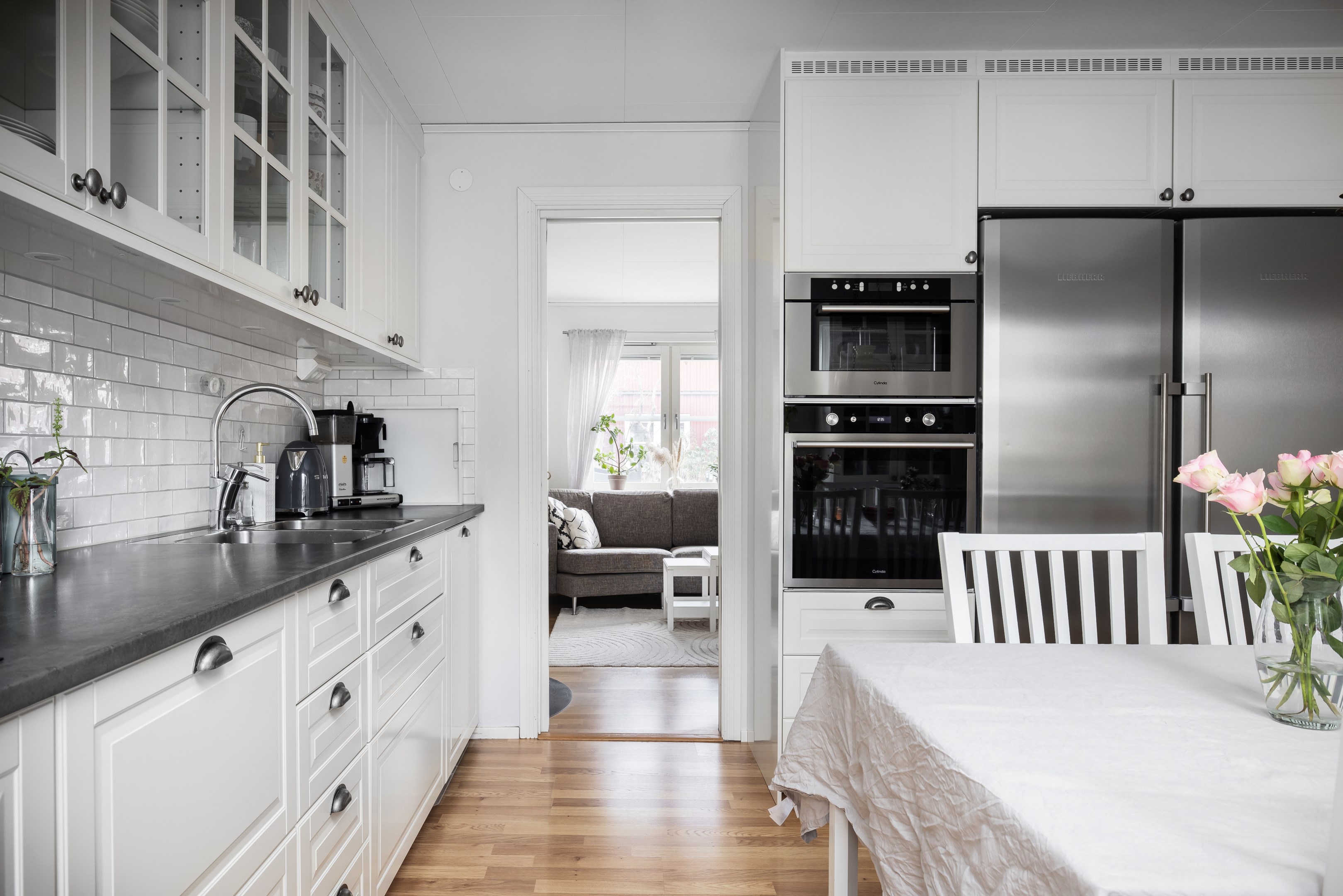 Bostadsbild från Kapellvägen 24, Såld i Östra Ekedal, Värmdö