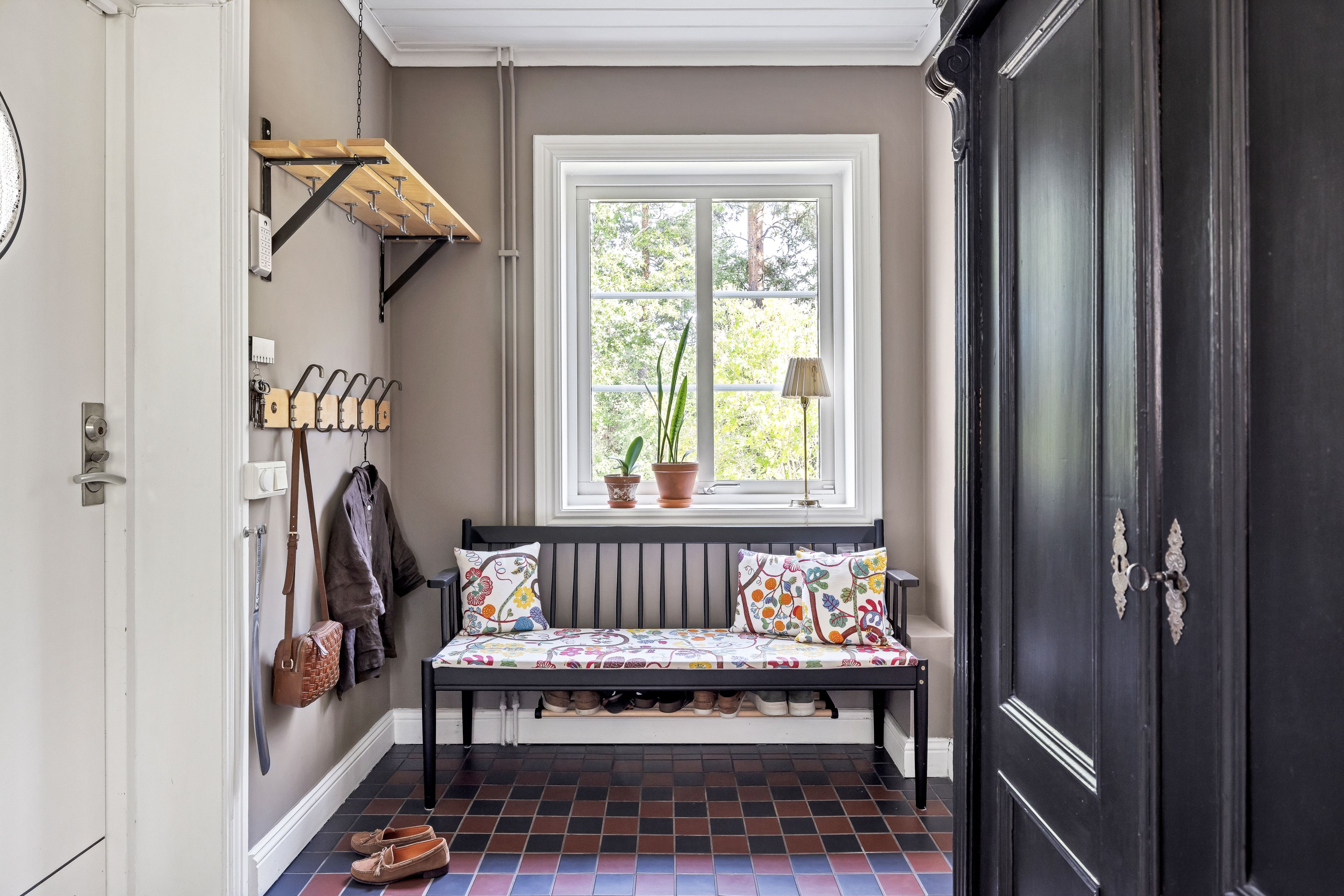 Bostadsbild från Hasselvägen 19, Såld i Storvreta, Uppsala