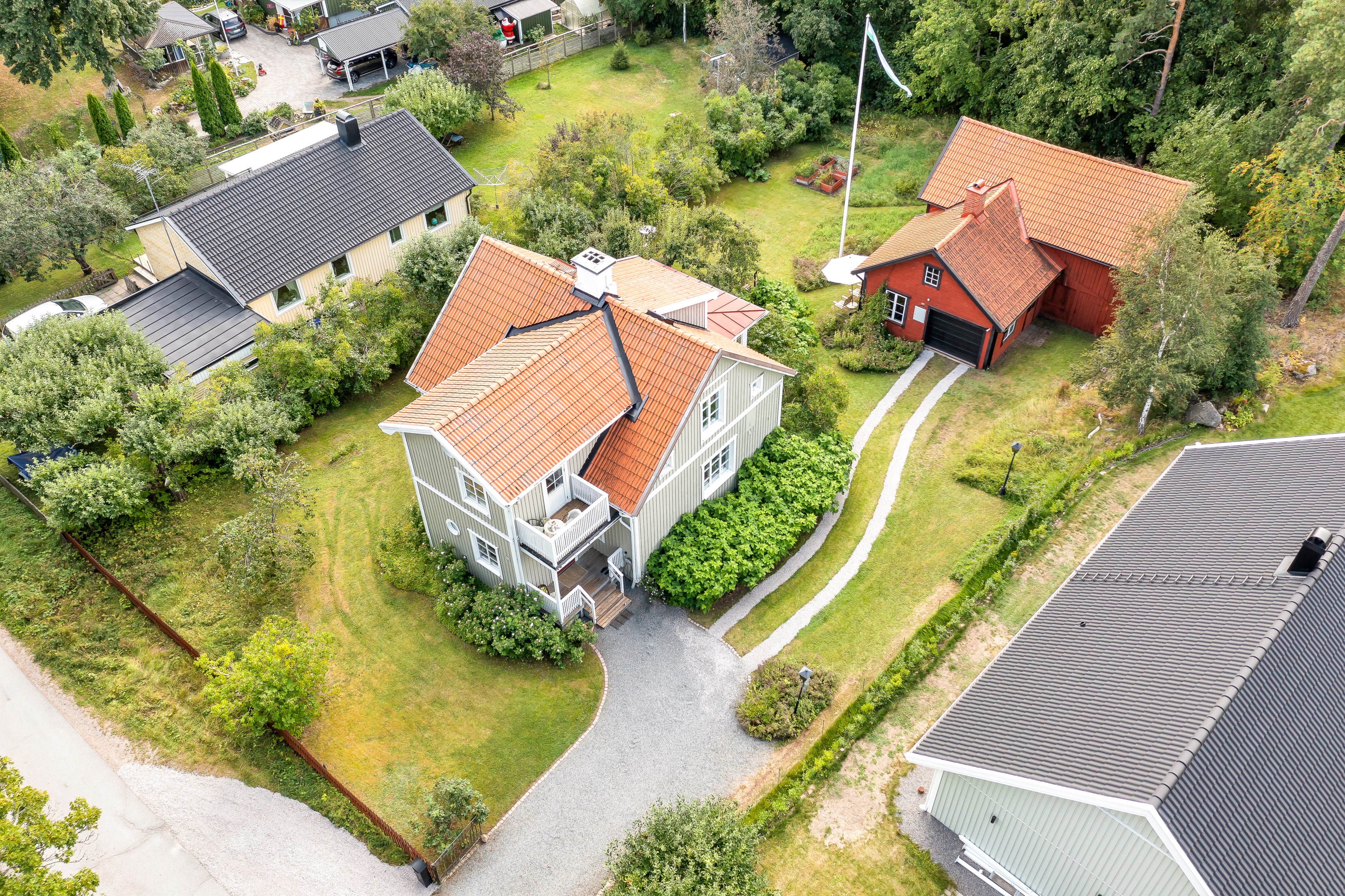 Bostadsbild från Hasselvägen 19, Såld i Storvreta, Uppsala