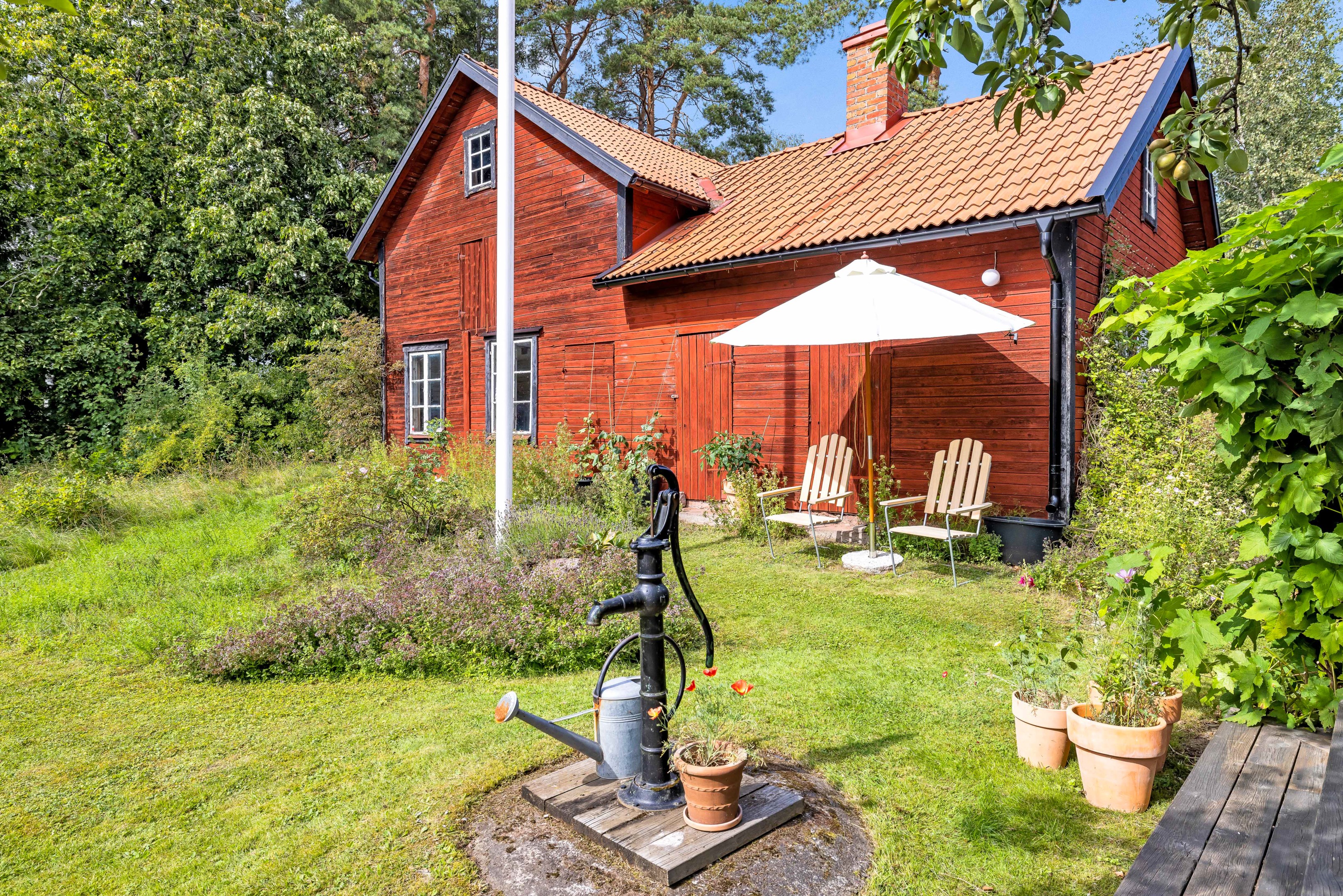 Bostadsbild från Hasselvägen 19, Såld i Storvreta, Uppsala