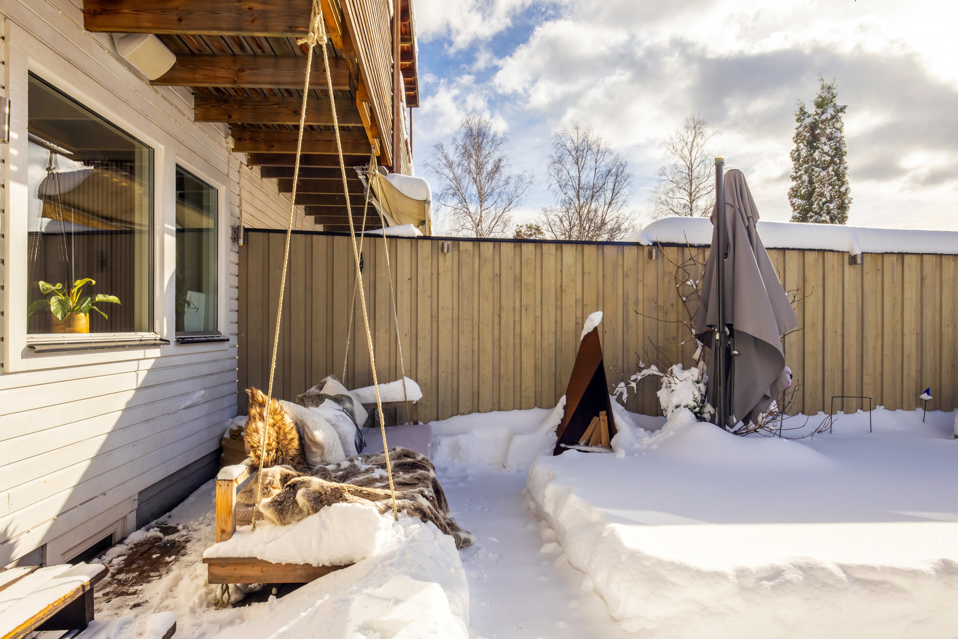 Bostadsbild från Liljekonvaljens väg 61, Såld i Lännersta, Nacka
