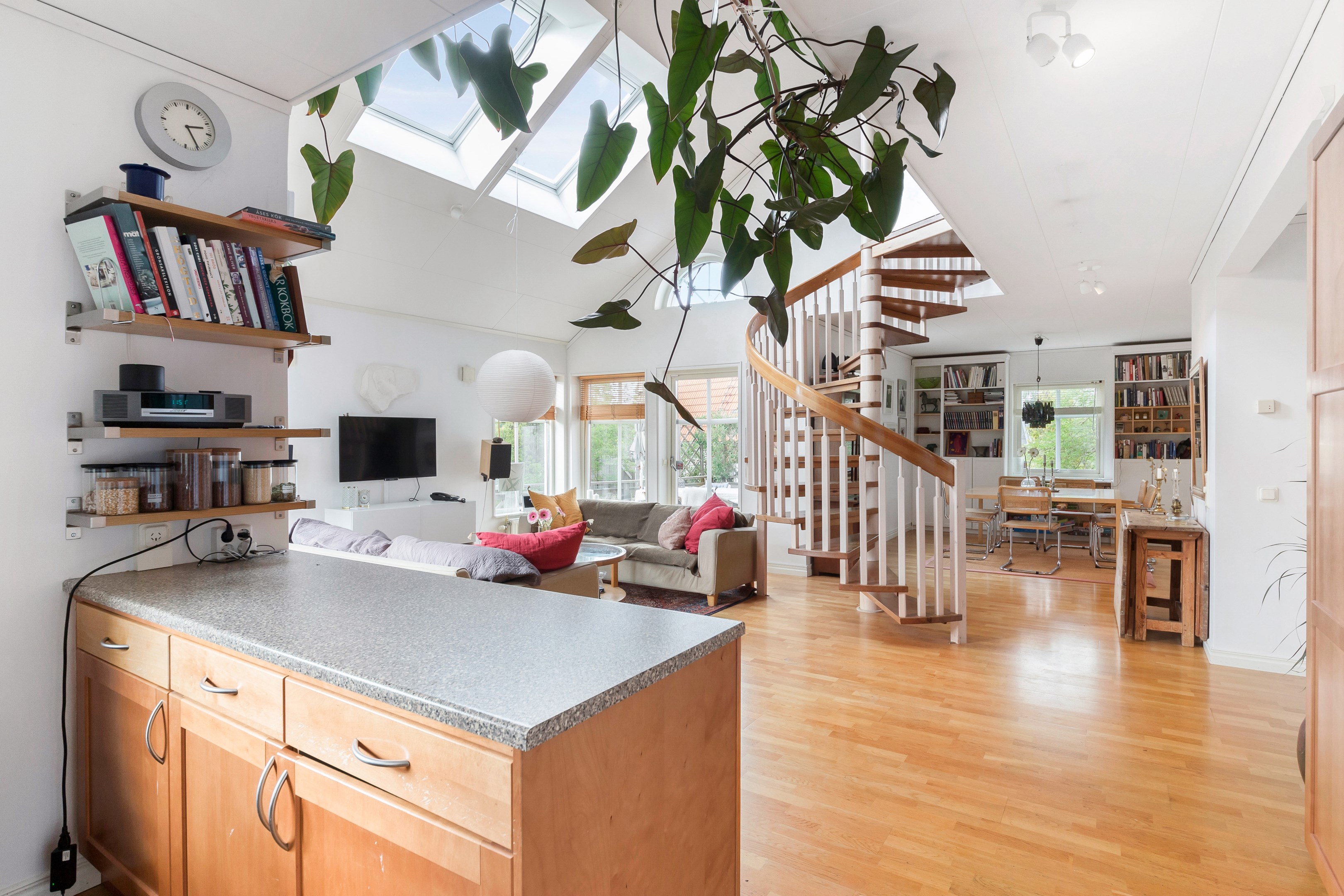 Bostadsbild från Gulmårans väg 11, Såld i Lännersta, Nacka