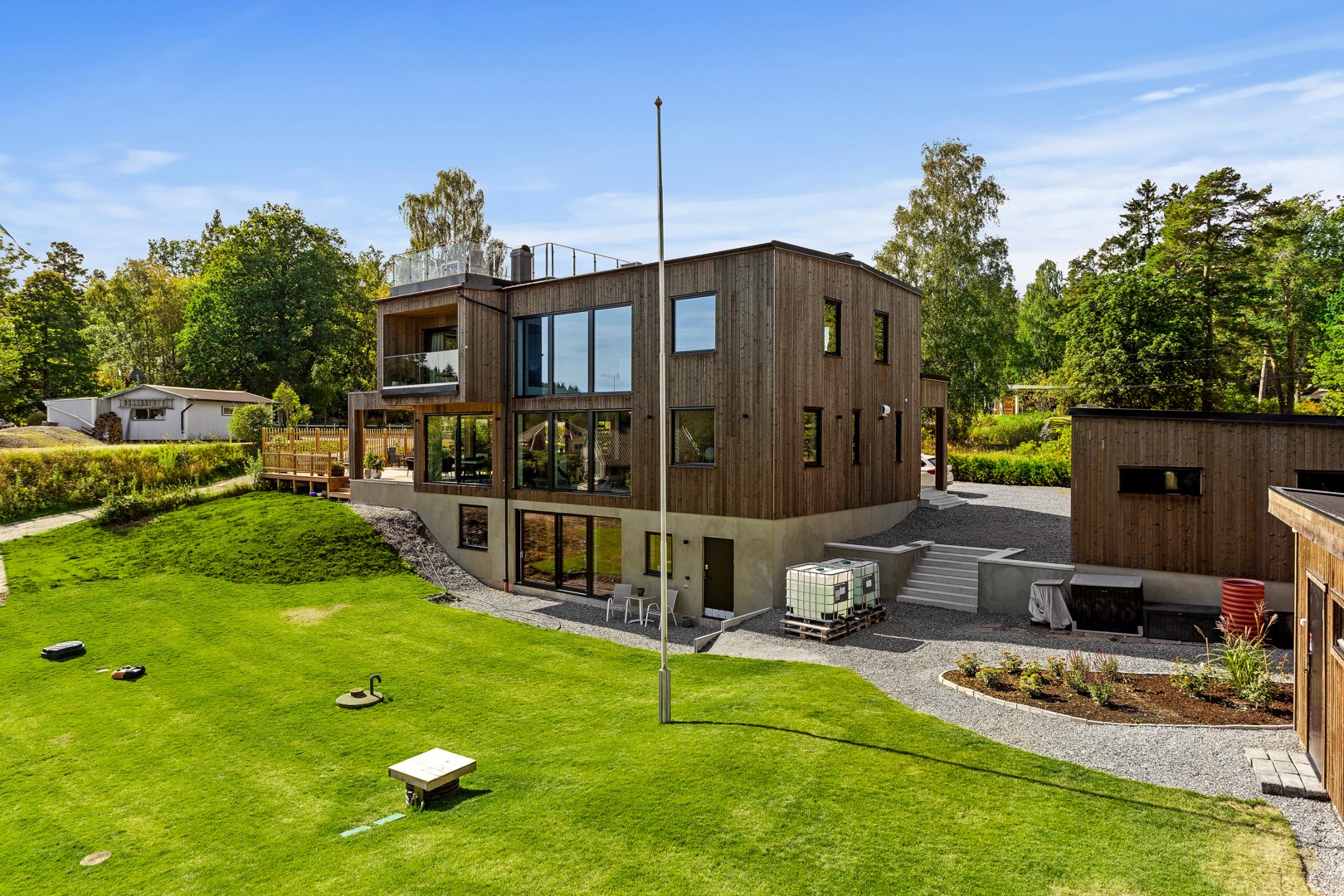 Bostadsbild från Tegelövägen 4, Såld i Vikingshill, Nacka