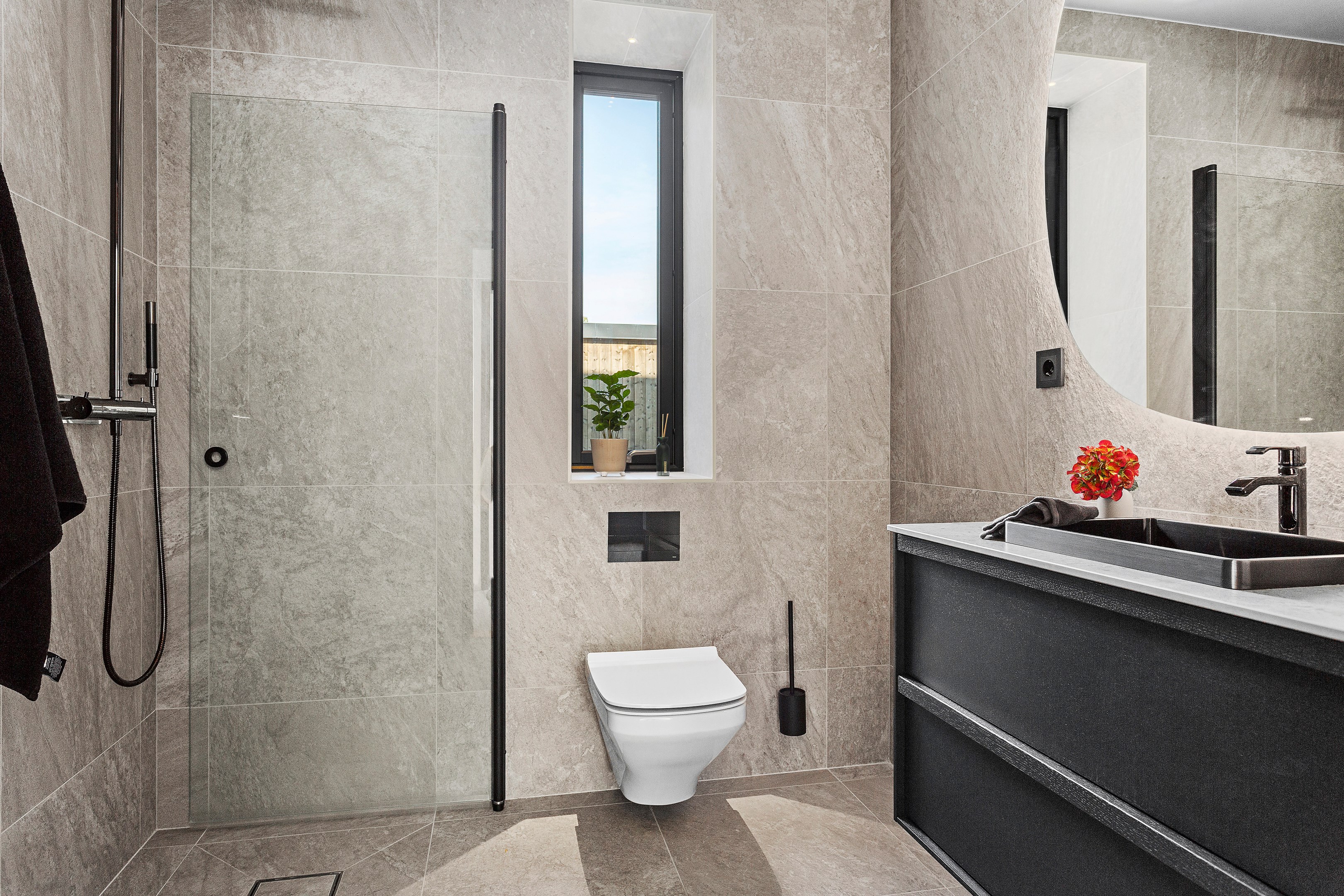 Bostadsbild från Tegelövägen 4, Såld i Vikingshill, Nacka