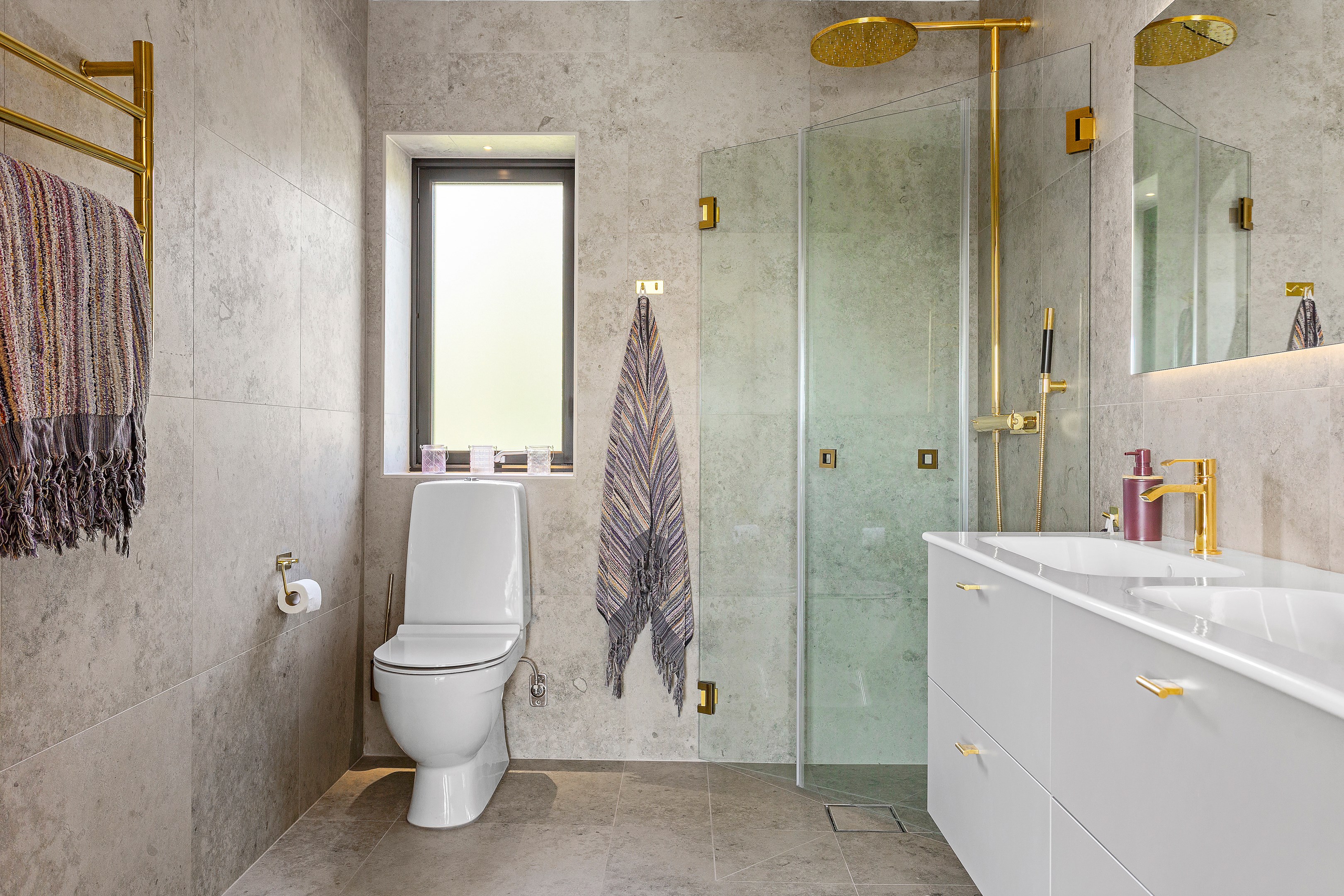 Bostadsbild från Tegelövägen 4, Såld i Vikingshill, Nacka