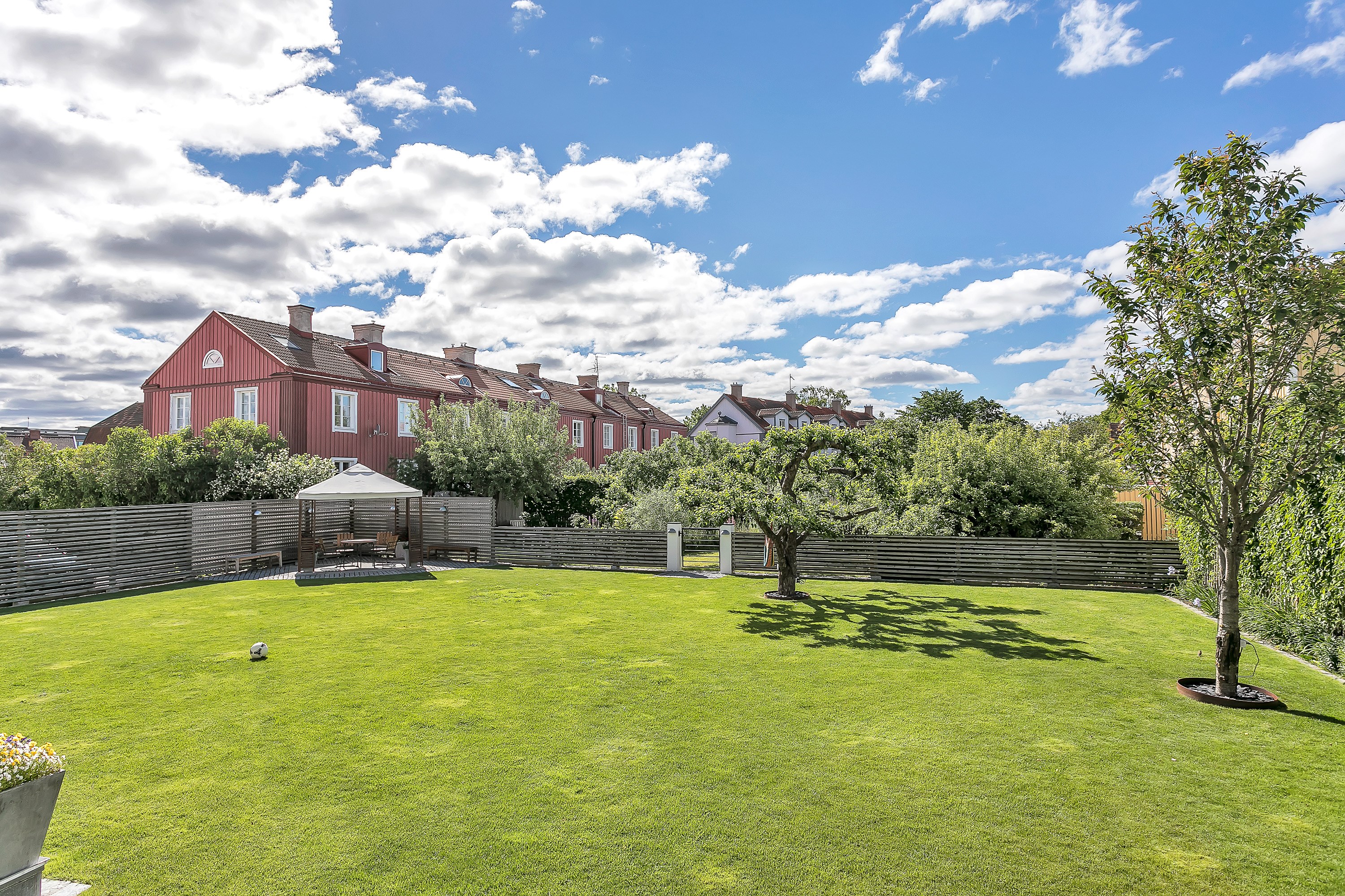 Bostadsbild från Gamla Uppsalagatan 27, Såld i Svartbäcken, Uppsala