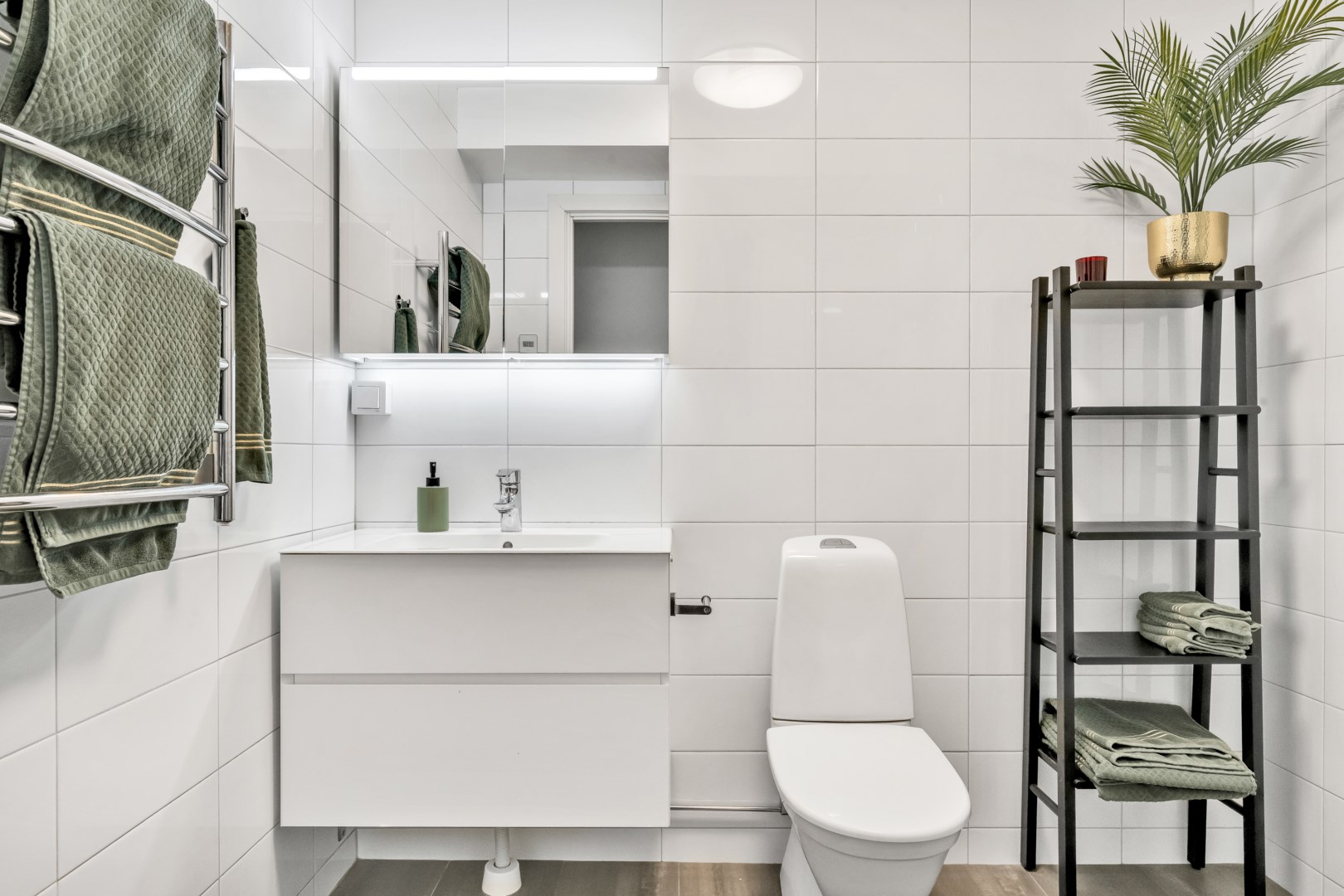 Bostadsbild från Havsporten 31, Till salu i Karlholm, Tierp