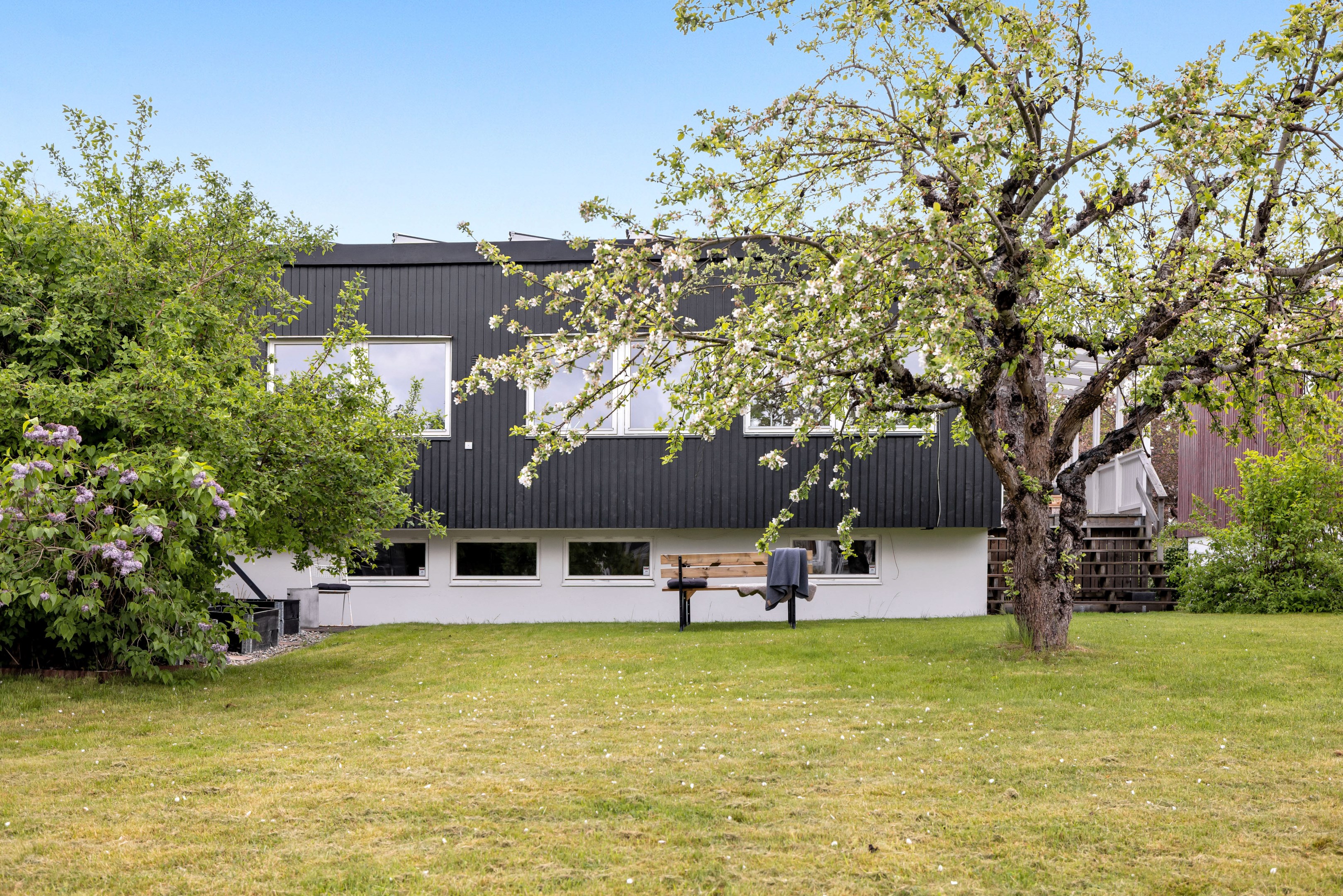 Bostadsbild från Störvägen 3, Till salu i Valsätra, Uppsala