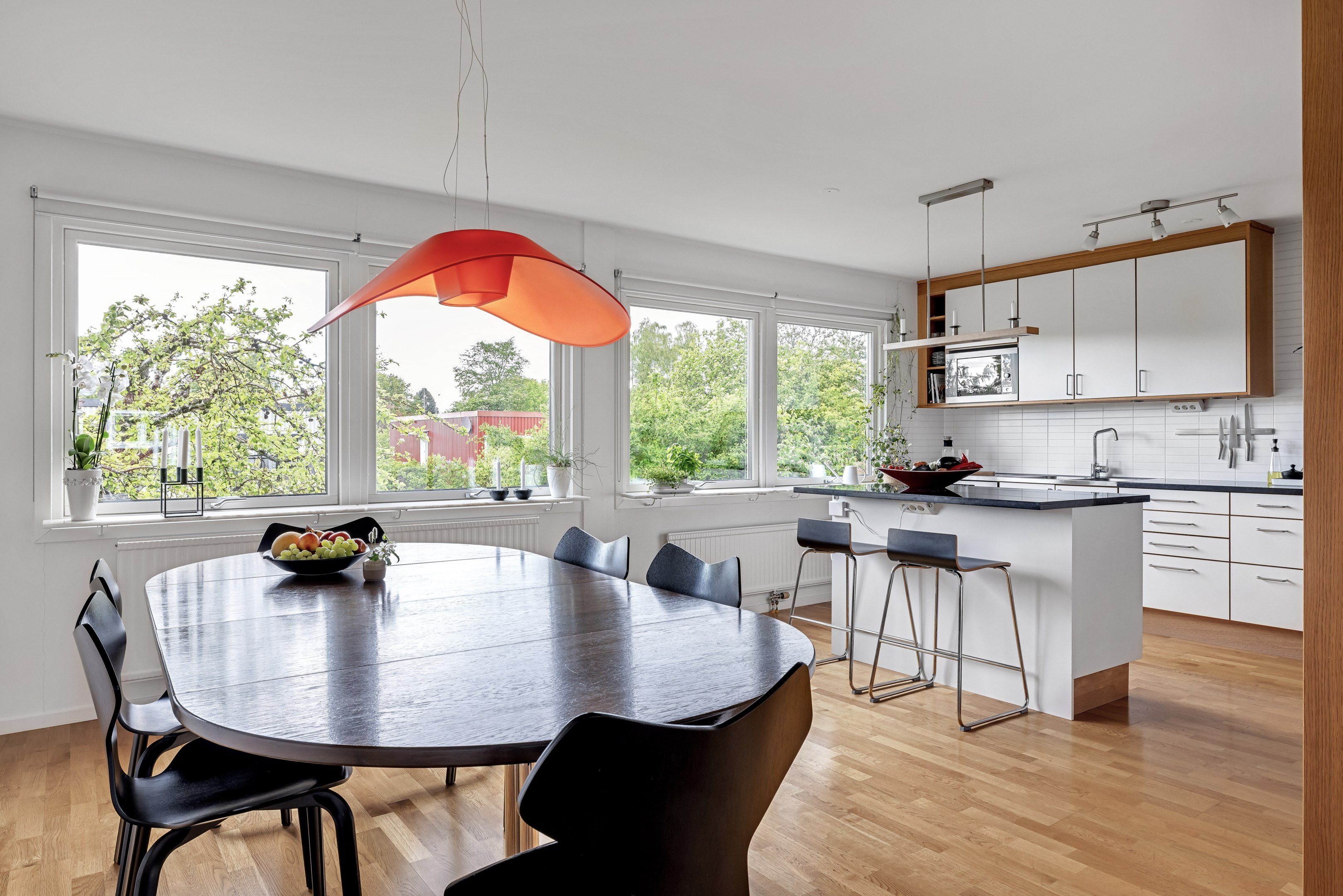 Bostadsbild från Störvägen 3, Till salu i Valsätra, Uppsala