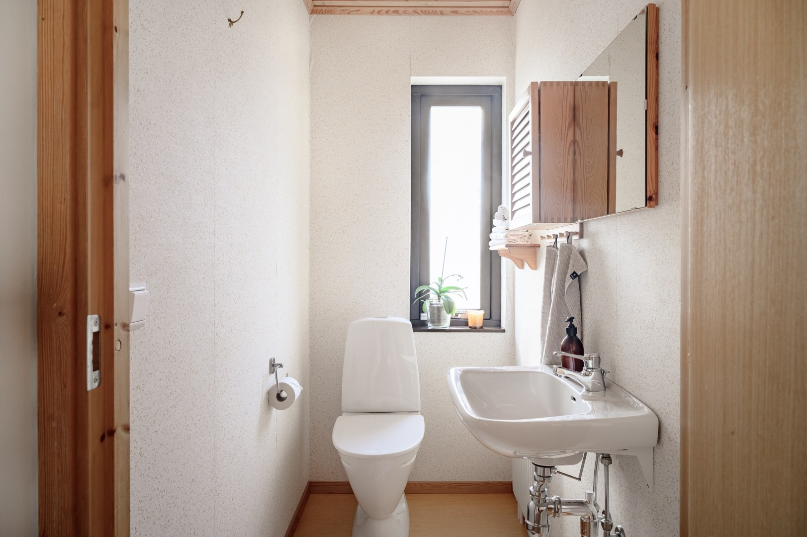 Bostadsbild från Kapellvägen 13, Såld i Skuru, Nacka