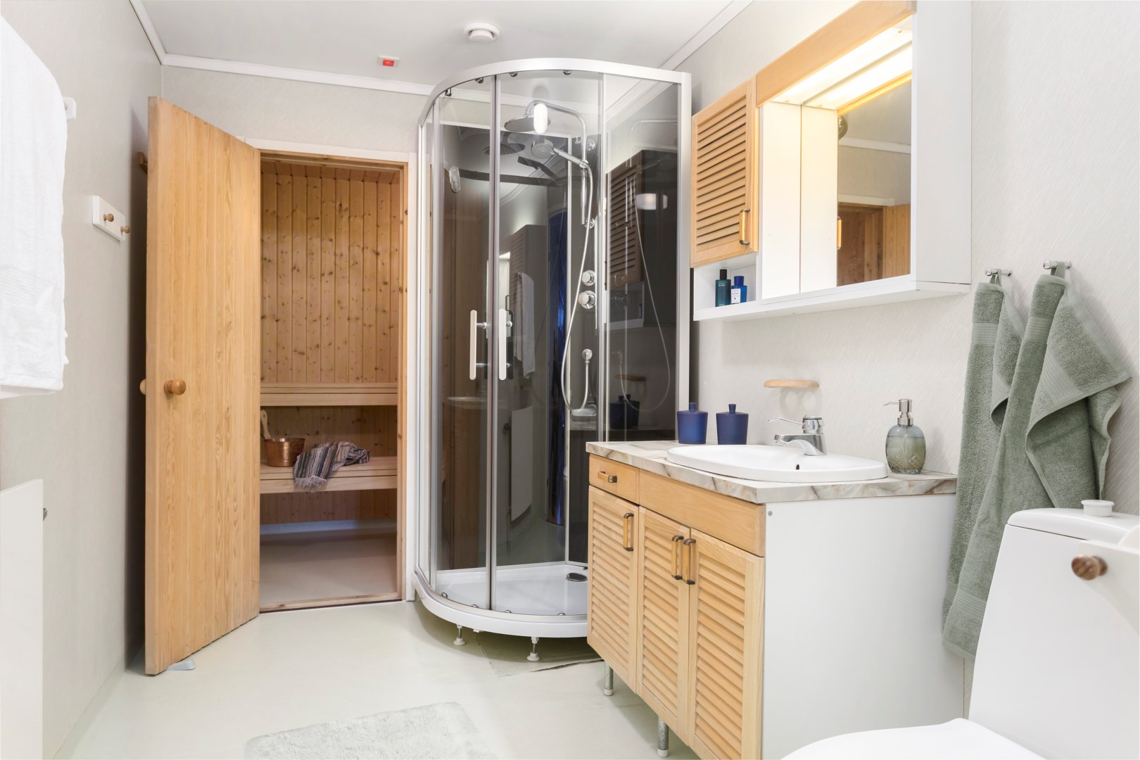 Bostadsbild från Rödhakevägen 11, Såld i Lännersta, Nacka