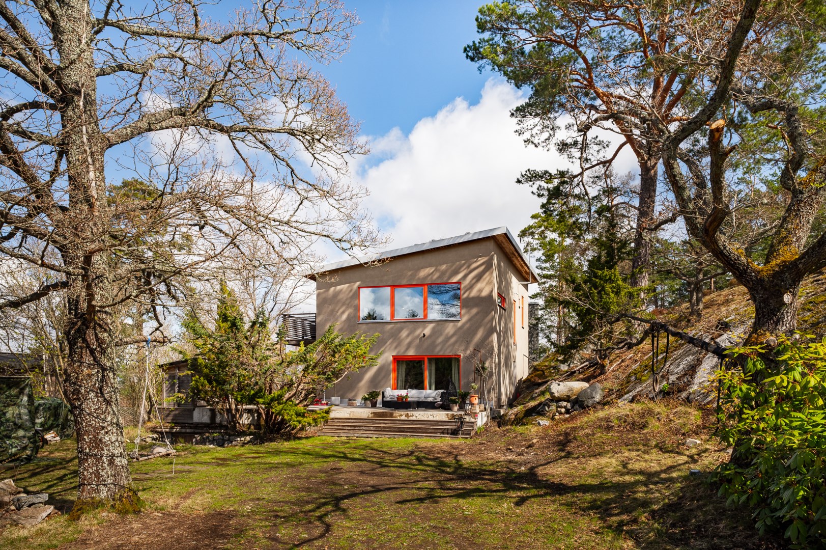 Bostadsbild från Sommarbovägen 9, Såld i Vikingshill, Nacka