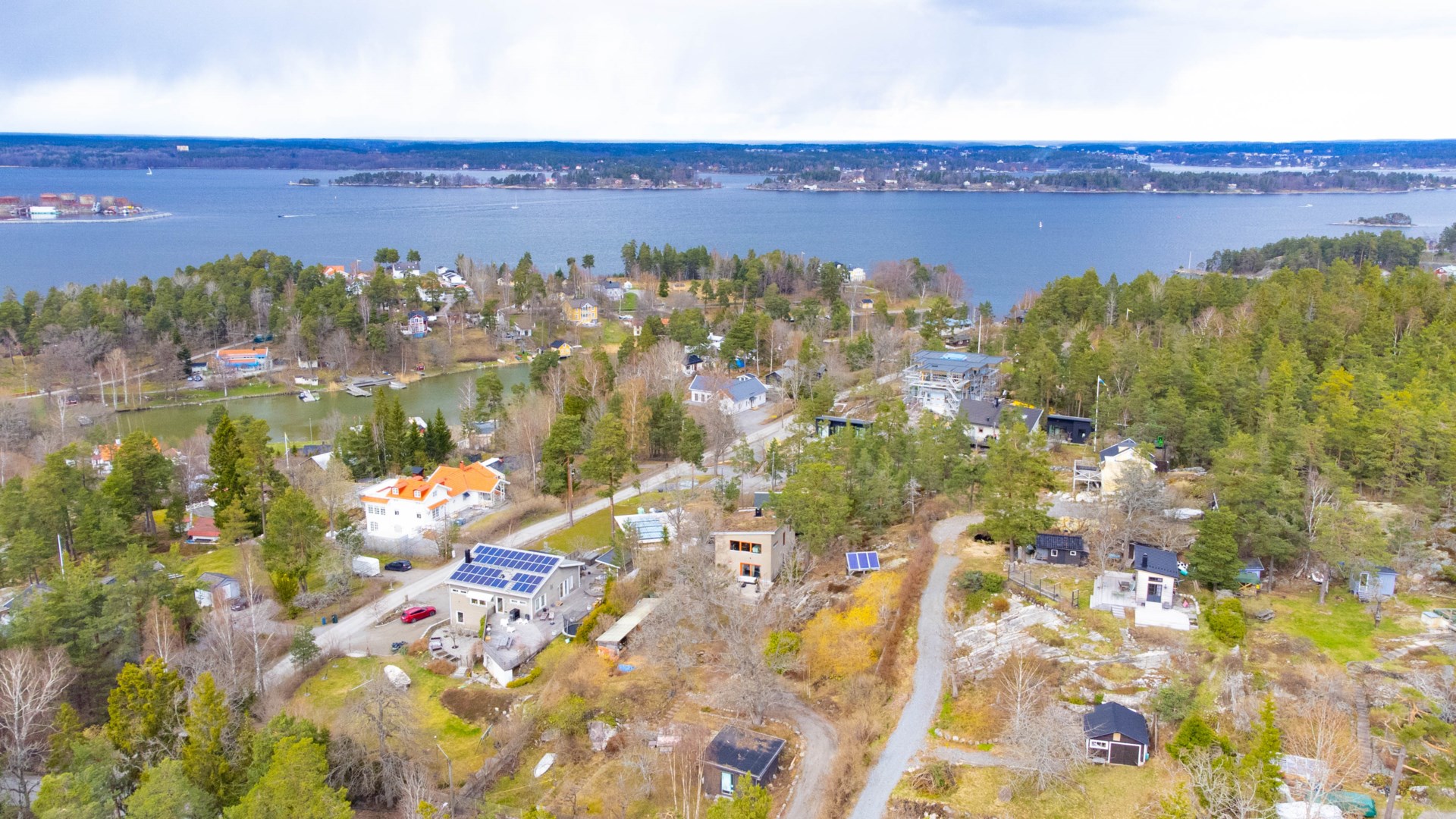 Bostadsbild från Sommarbovägen 9, Såld i Vikingshill, Nacka