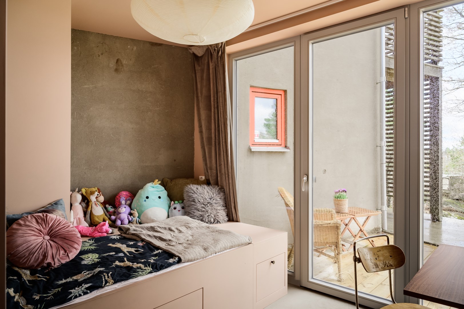 Bostadsbild från Sommarbovägen 9, Såld i Vikingshill, Nacka