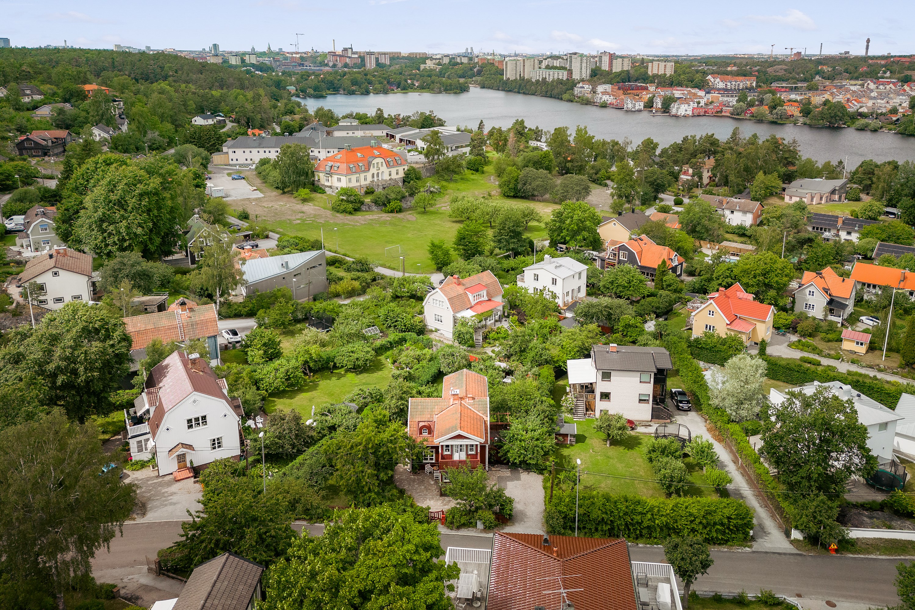 Bostadsbild från Östervägen 5, Såld i Hästhagen, Nacka