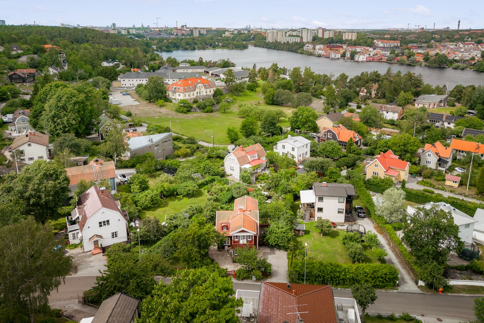 Bostadsbild från Östervägen 5, Såld i Hästhagen, Nacka