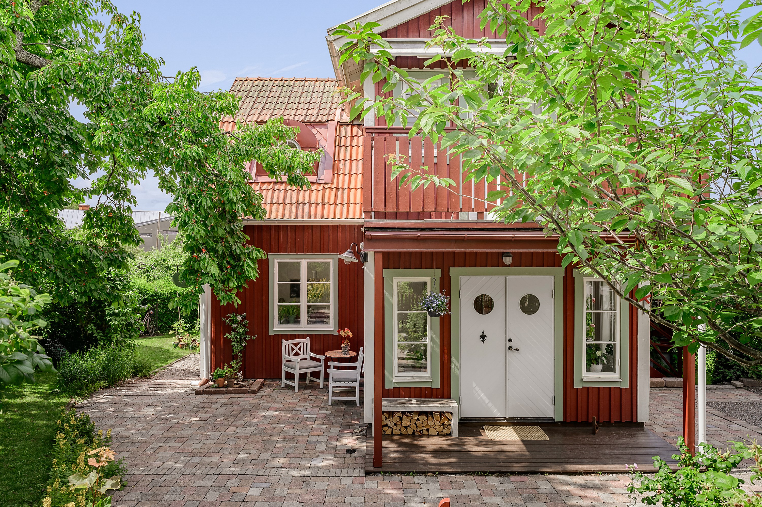 Bostadsbild från Östervägen 5, Såld i Hästhagen, Nacka