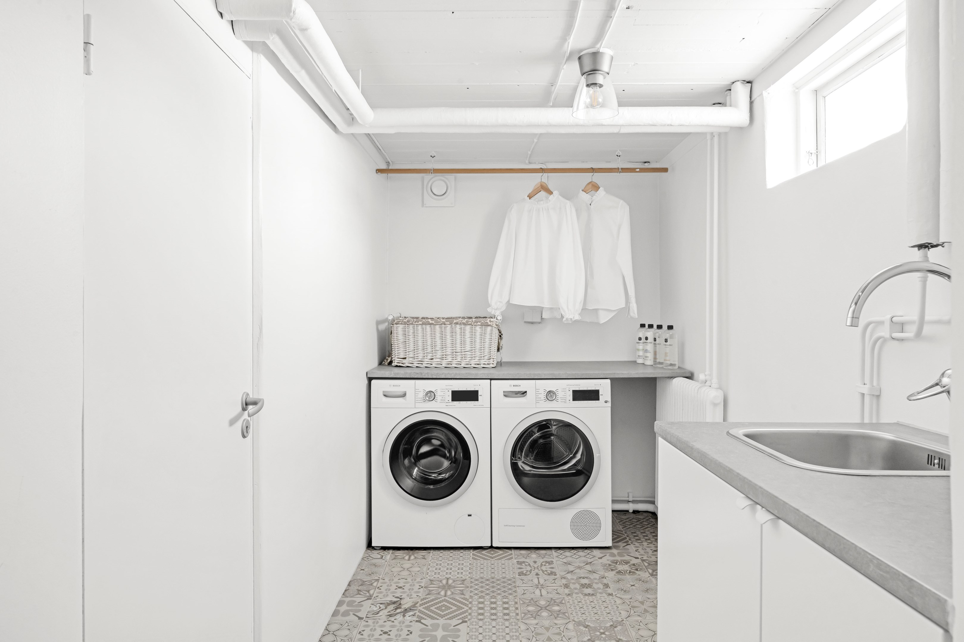 Bostadsbild från Bolvägen 8, Såld i Bälinge, Uppsala