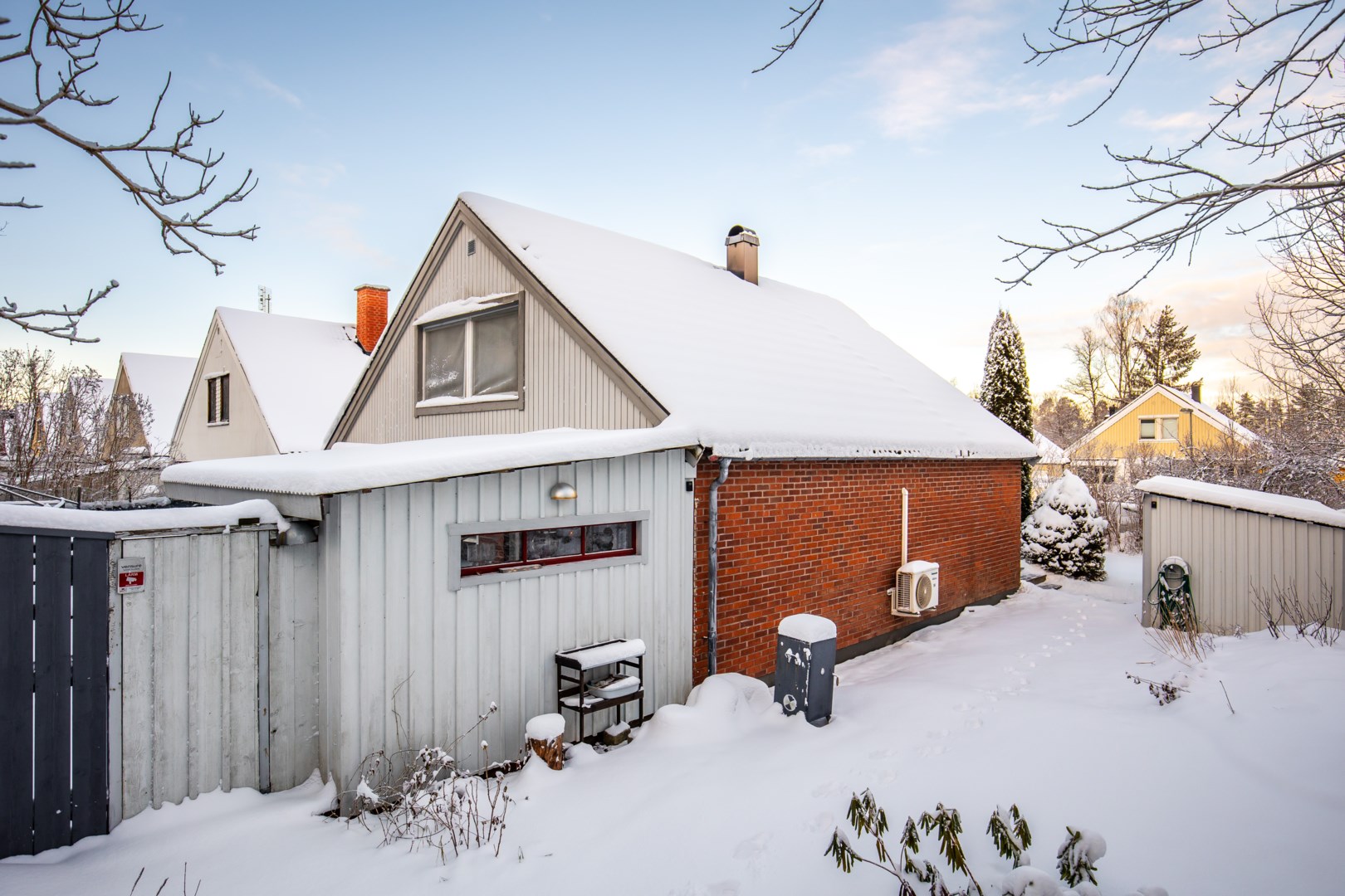 Bostadsbild från Vitsippevägen 36, Såld i Hemmesta, Värmdö