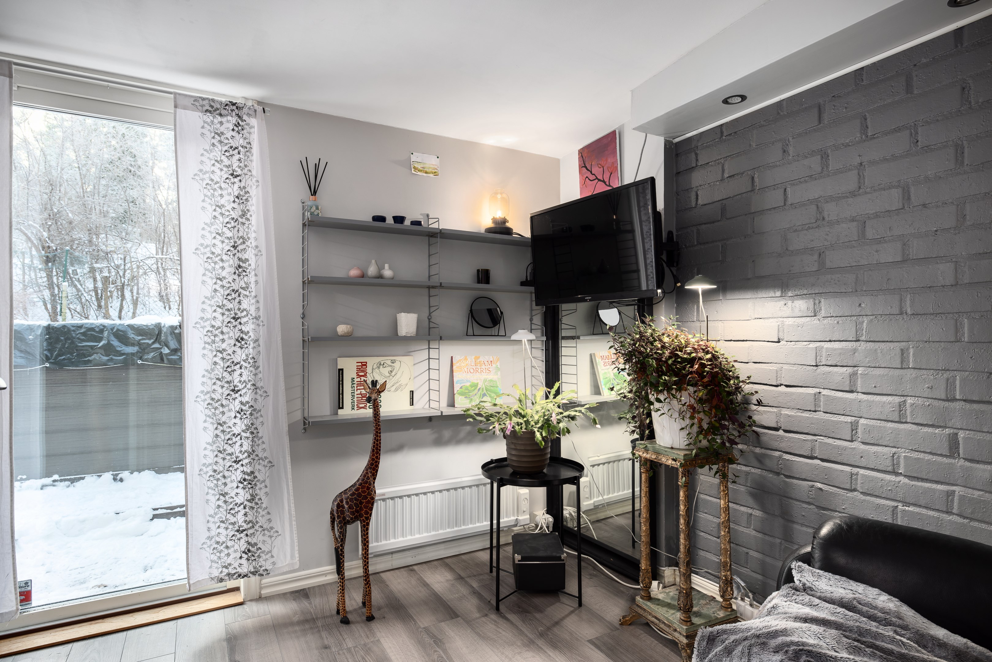 Bostadsbild från Vitsippevägen 36, Såld i Hemmesta, Värmdö