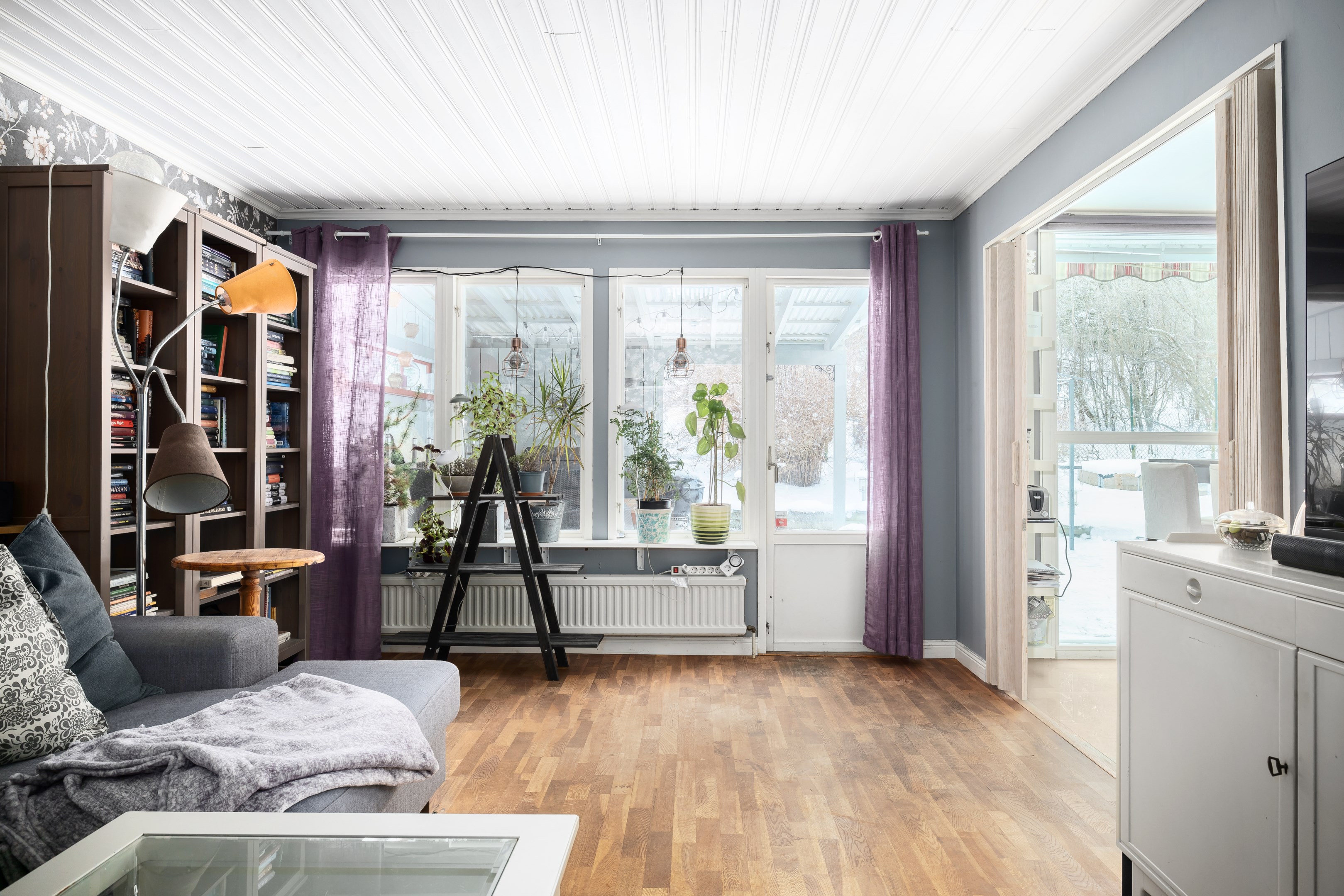 Bostadsbild från Vitsippevägen 36, Såld i Hemmesta, Värmdö