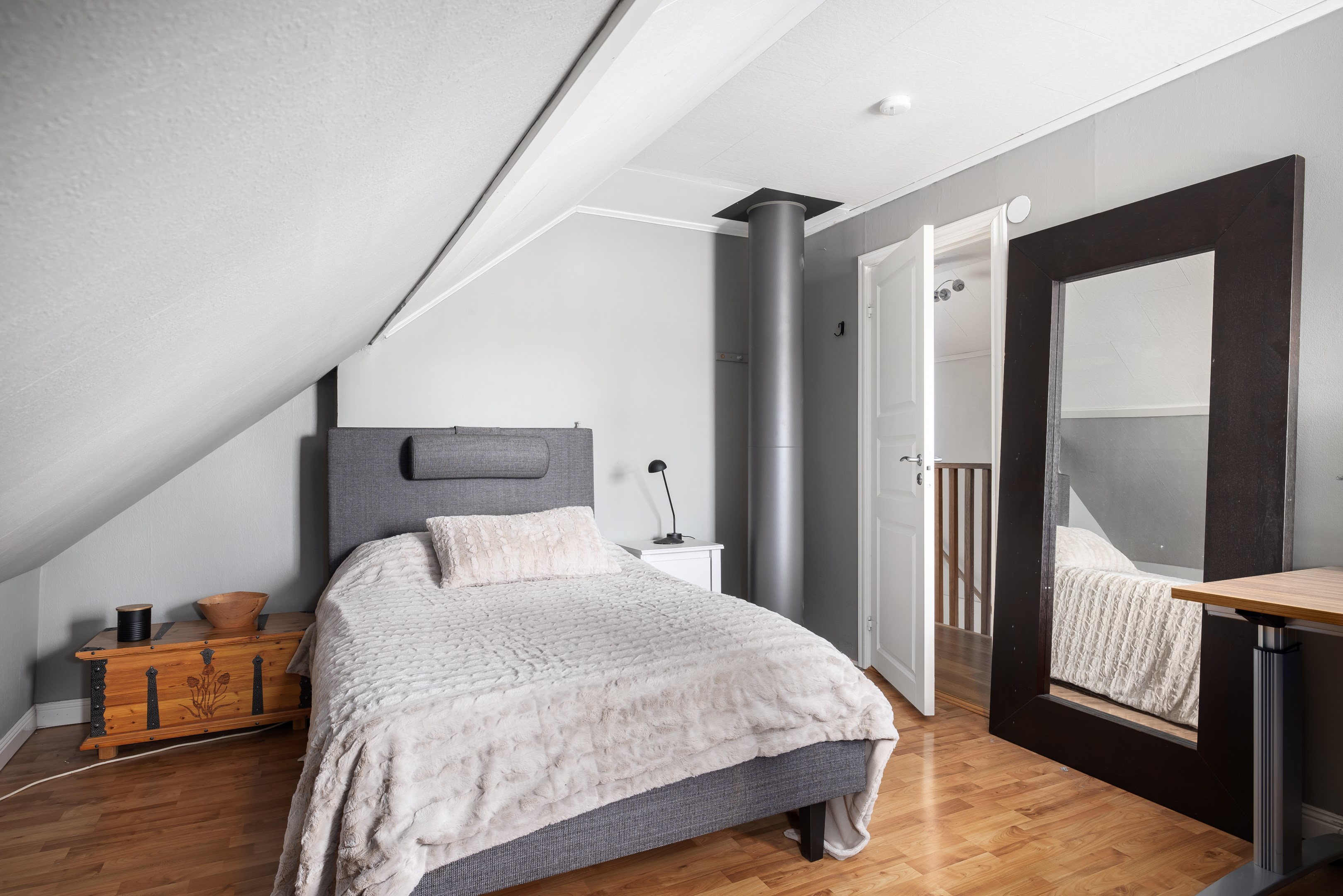 Bostadsbild från Vitsippevägen 36, Såld i Hemmesta, Värmdö