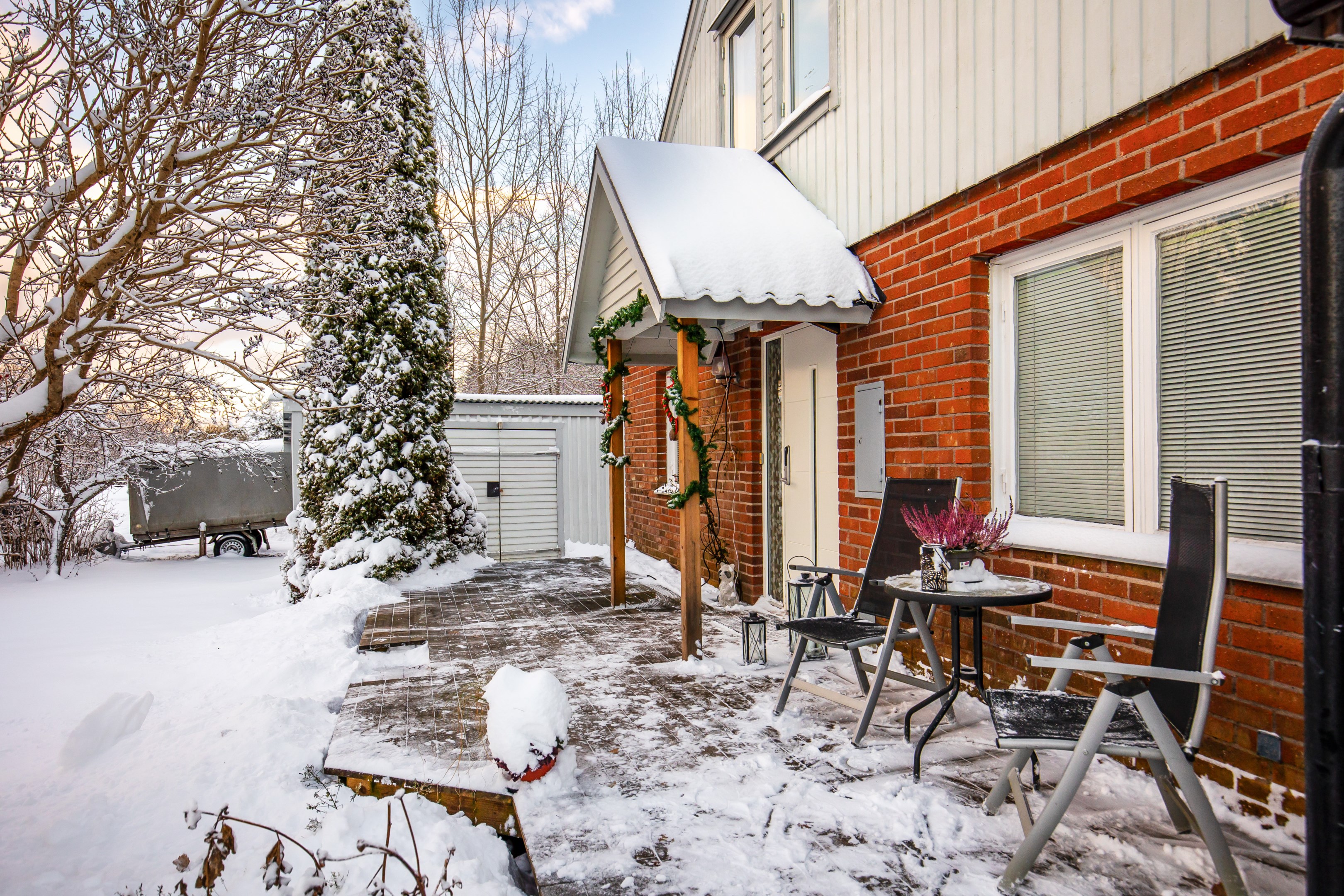 Bostadsbild från Vitsippevägen 36, Såld i Hemmesta, Värmdö