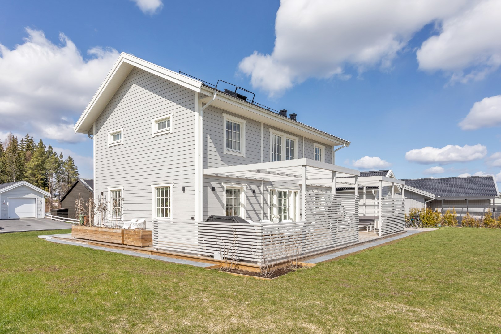 Bostadsbild från Ryttartorpsvägen 10, Såld i Lindbacken, Uppsala