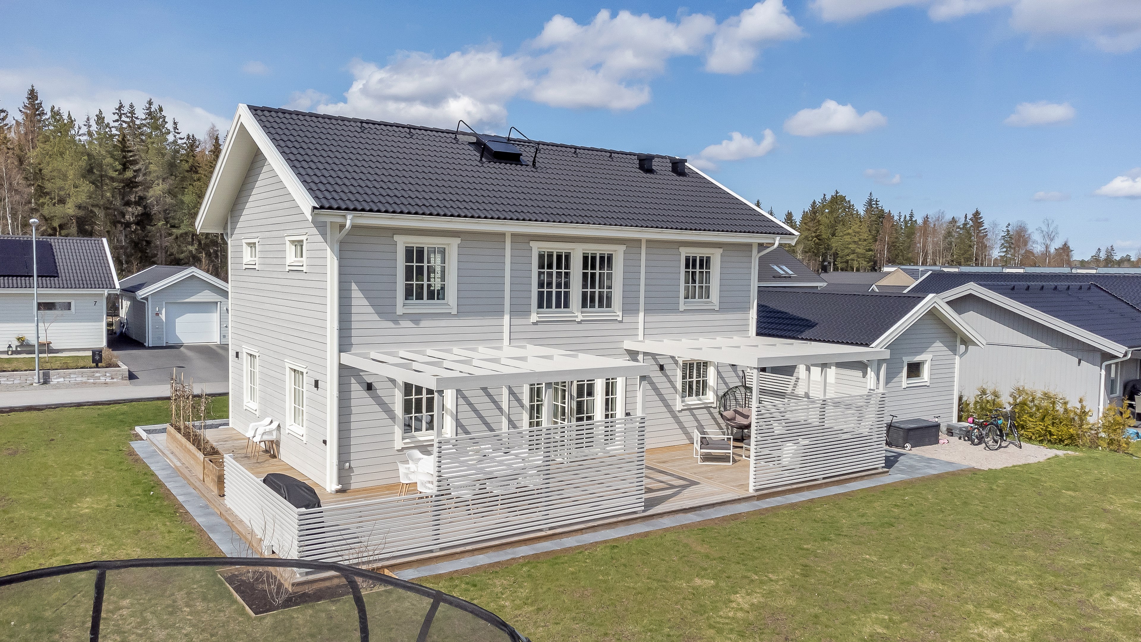 Bostadsbild från Ryttartorpsvägen 10, Såld i Lindbacken, Uppsala