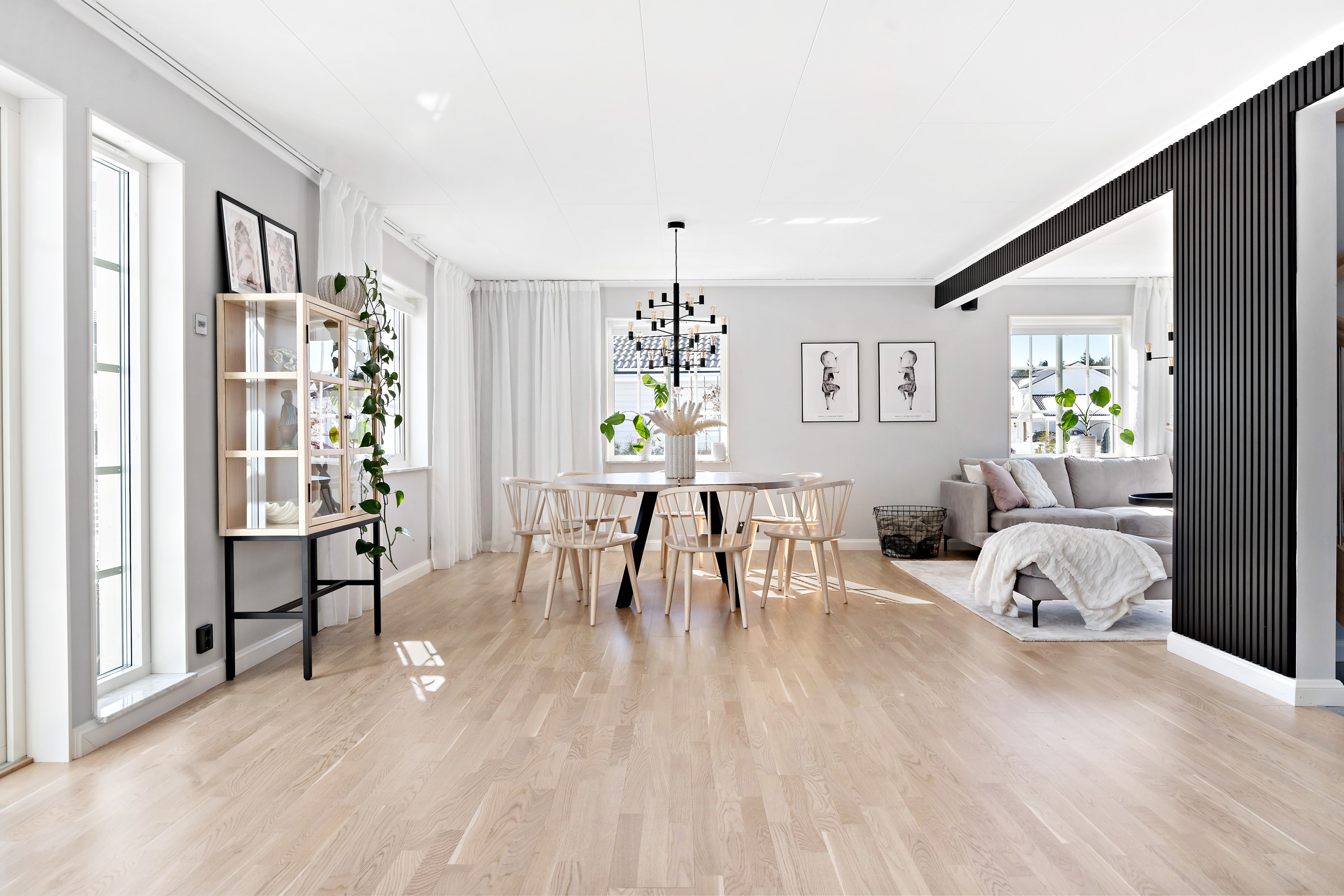 Bostadsbild från Ryttartorpsvägen 10, Såld i Lindbacken, Uppsala