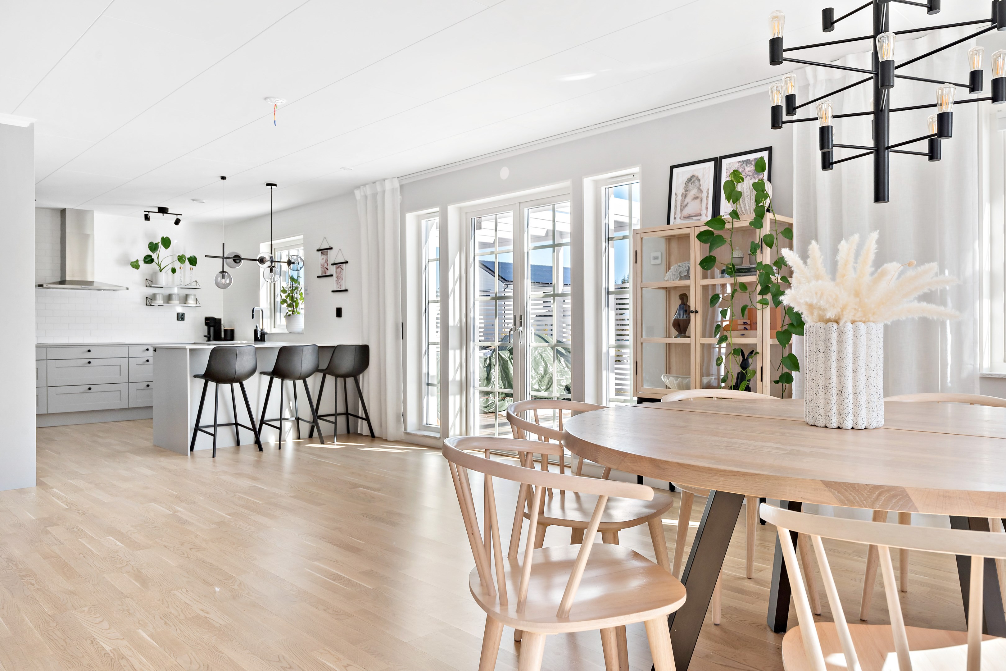 Bostadsbild från Ryttartorpsvägen 10, Såld i Lindbacken, Uppsala