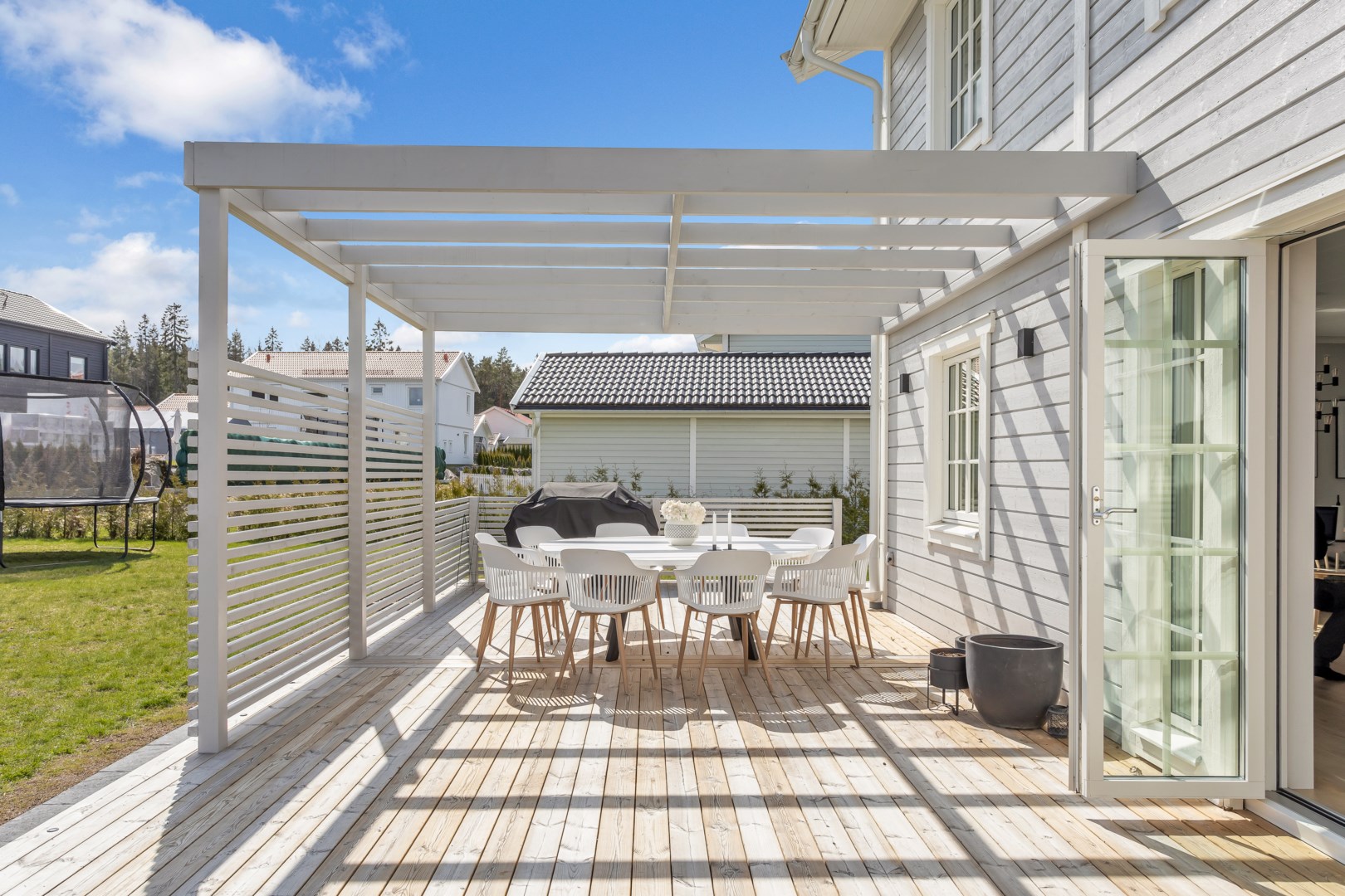 Bostadsbild från Ryttartorpsvägen 10, Såld i Lindbacken, Uppsala